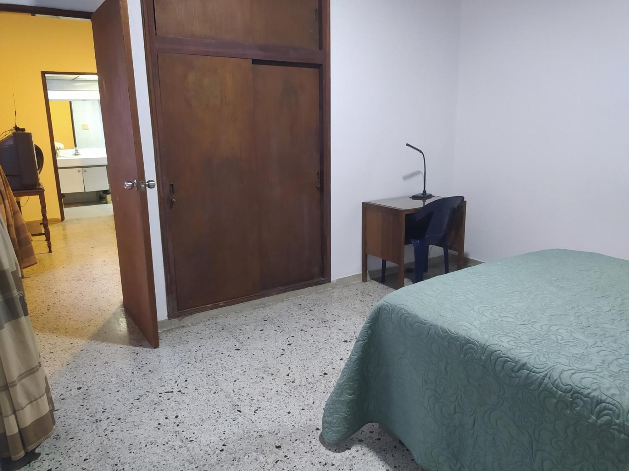 The Flora House - Espacio Seguro, Amplio Y Acogedor * Medellín