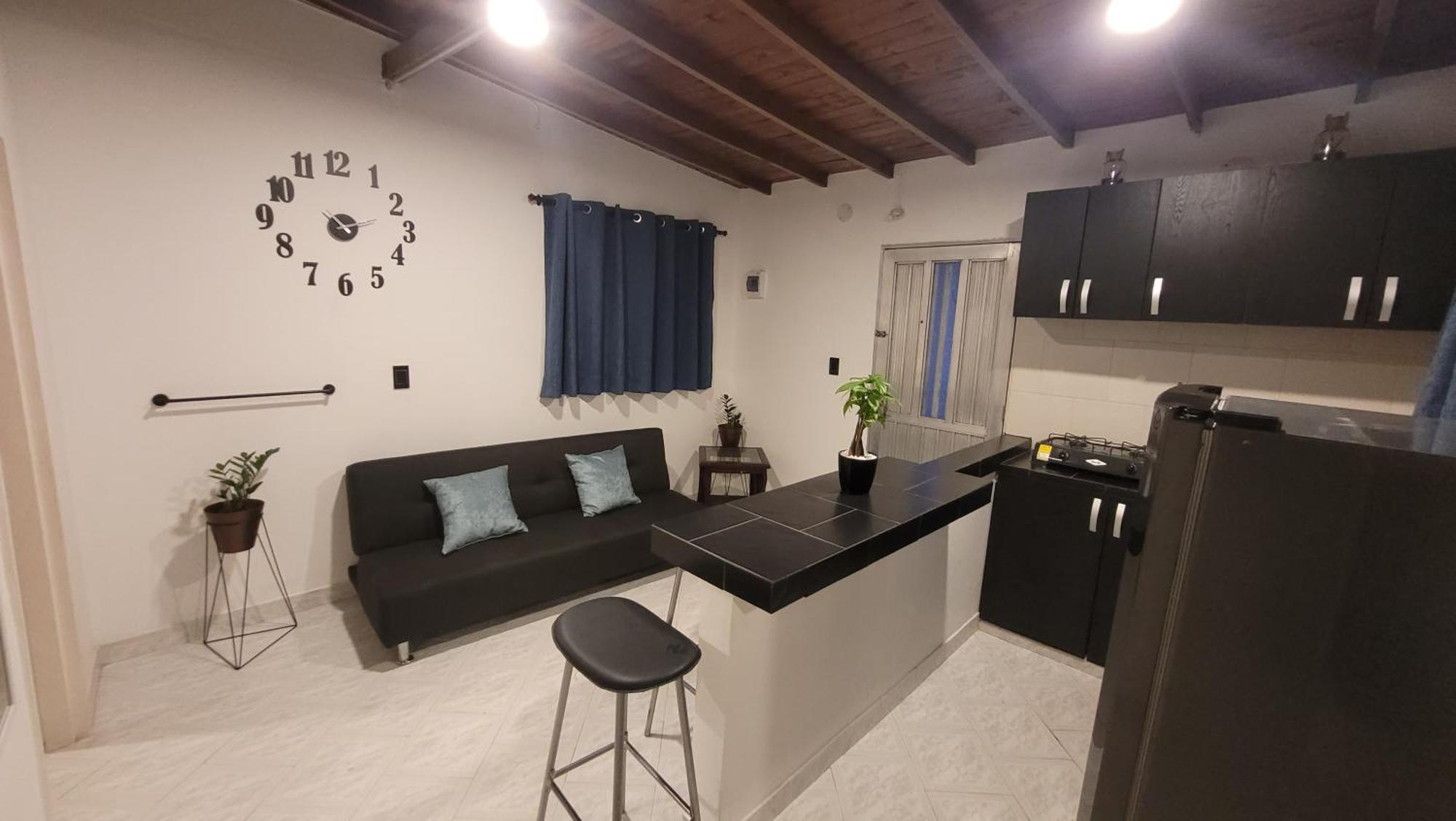 Hostel La Familia - Manila