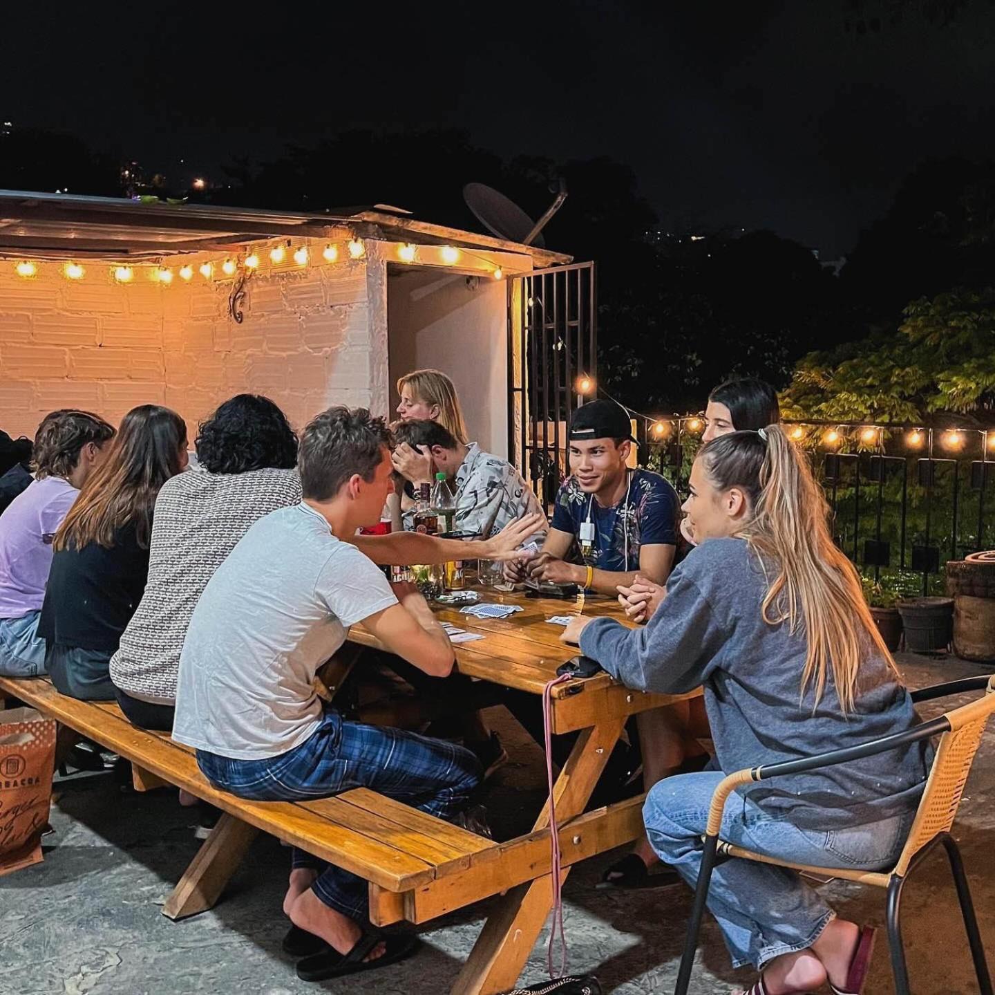 La Familia - Manila Hostel Medellin