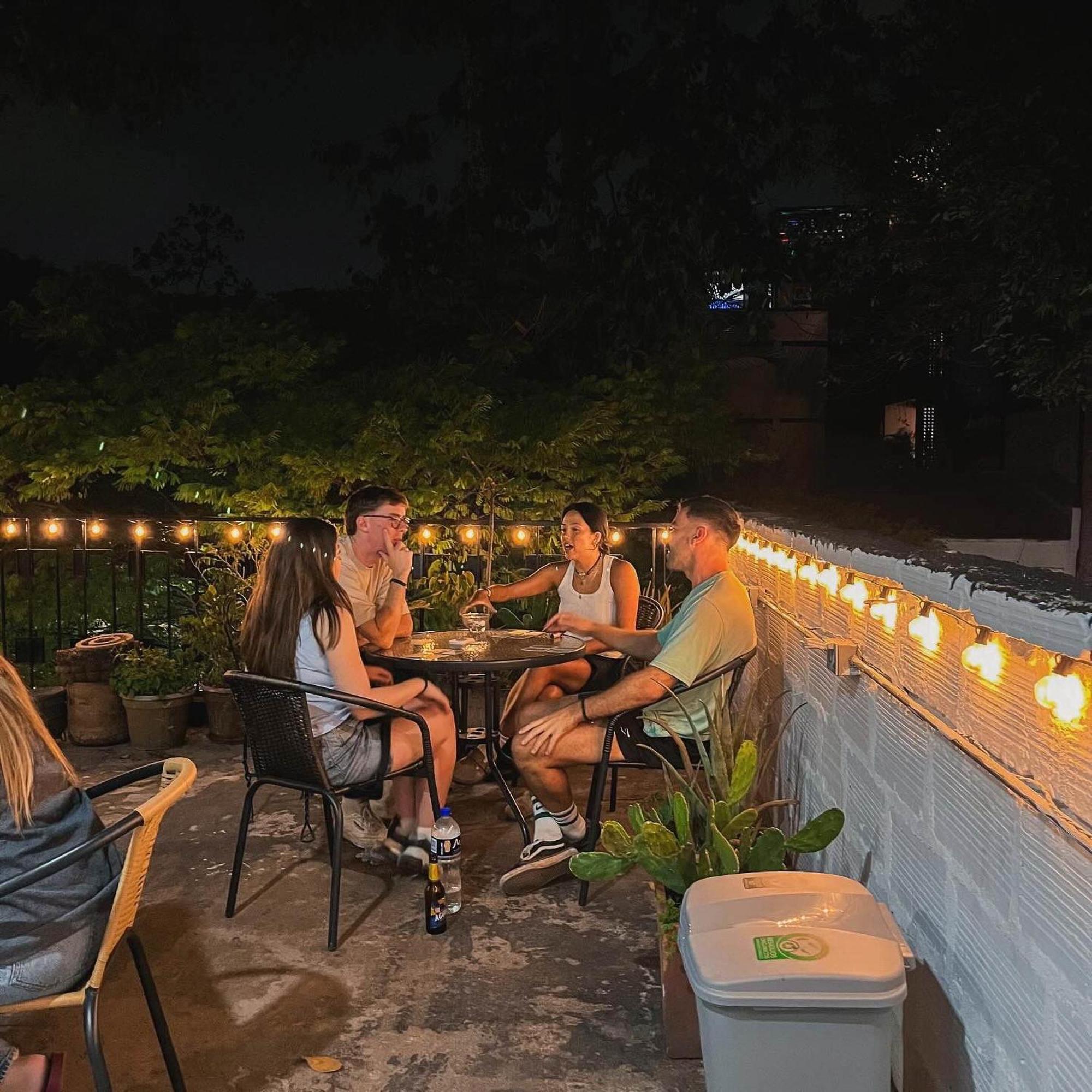 La Familia - Manila Hostel