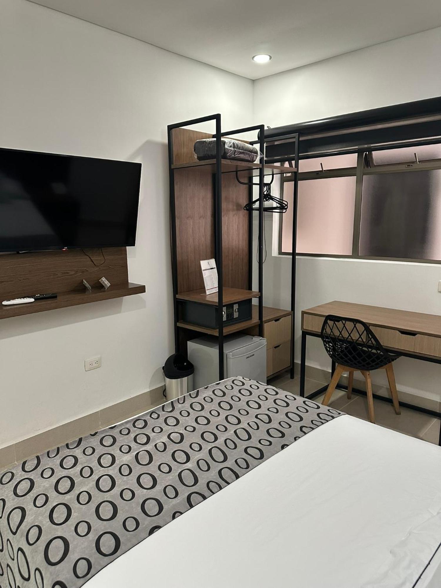Hotel Merlott Lleras 3*