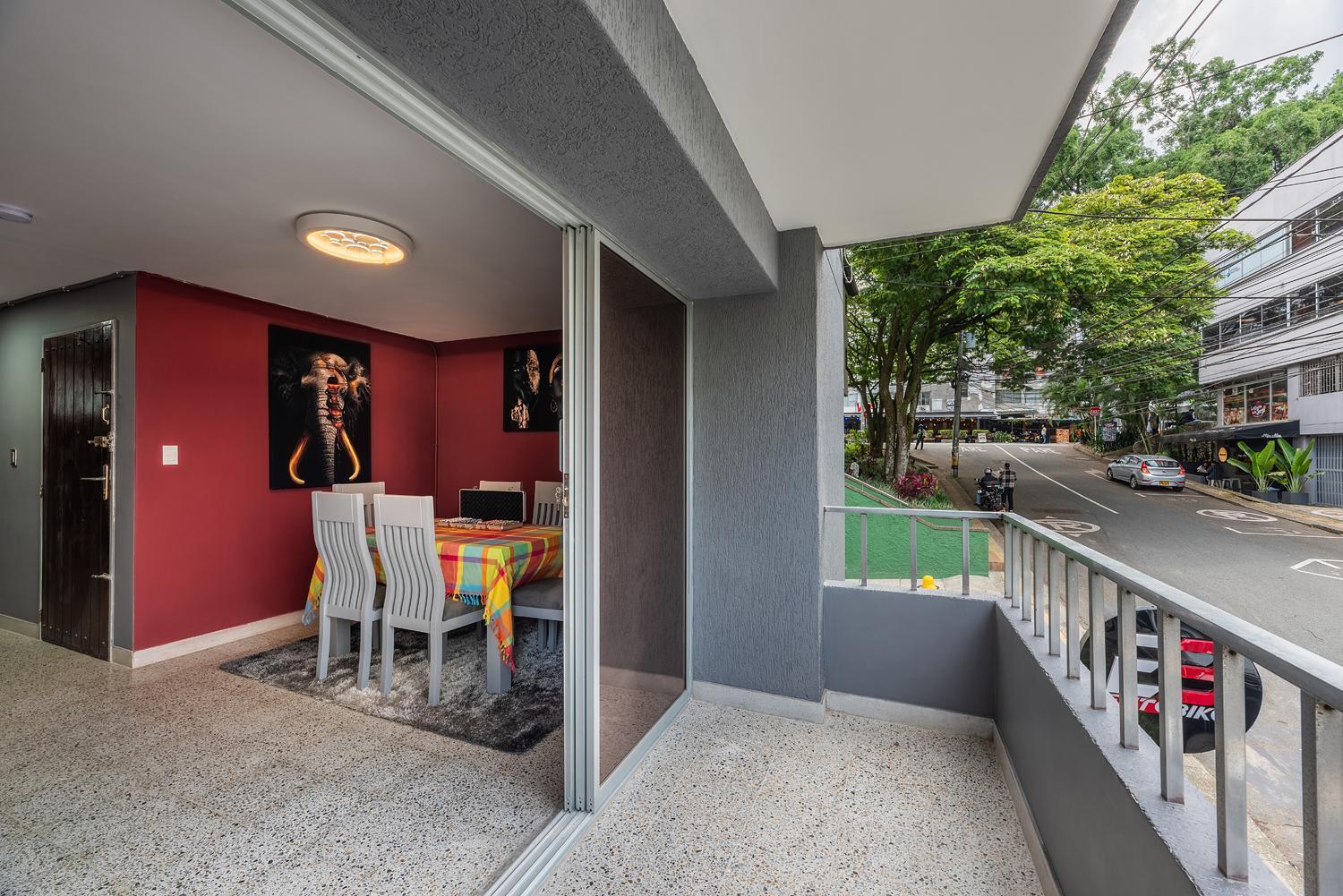 Manila Jacuzzi Ac Luxury Medellin