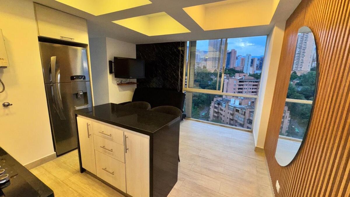 Apto De Lujo Poblado Medellín