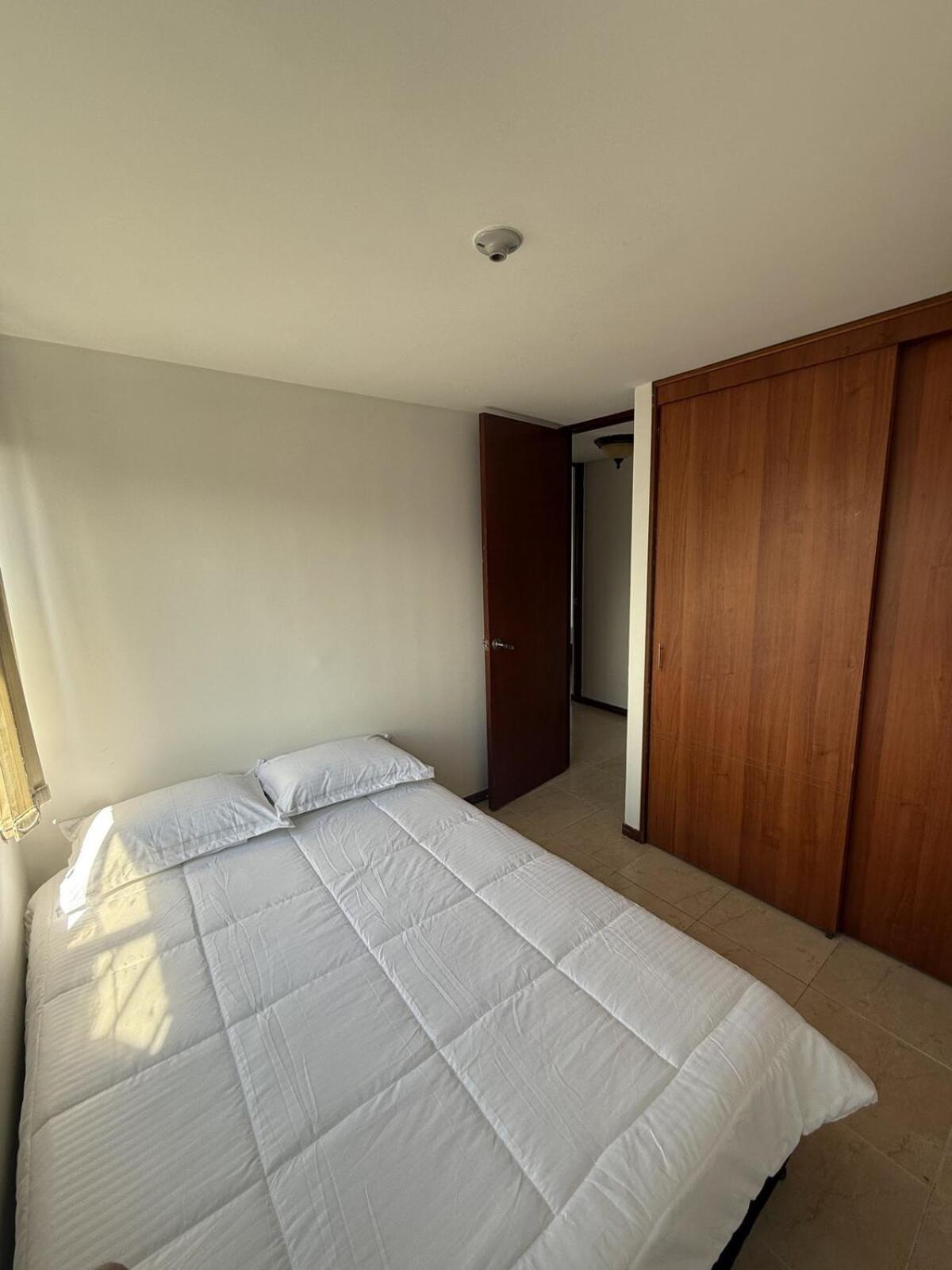 Apartamento In Poblado 17th Floor W Pool *