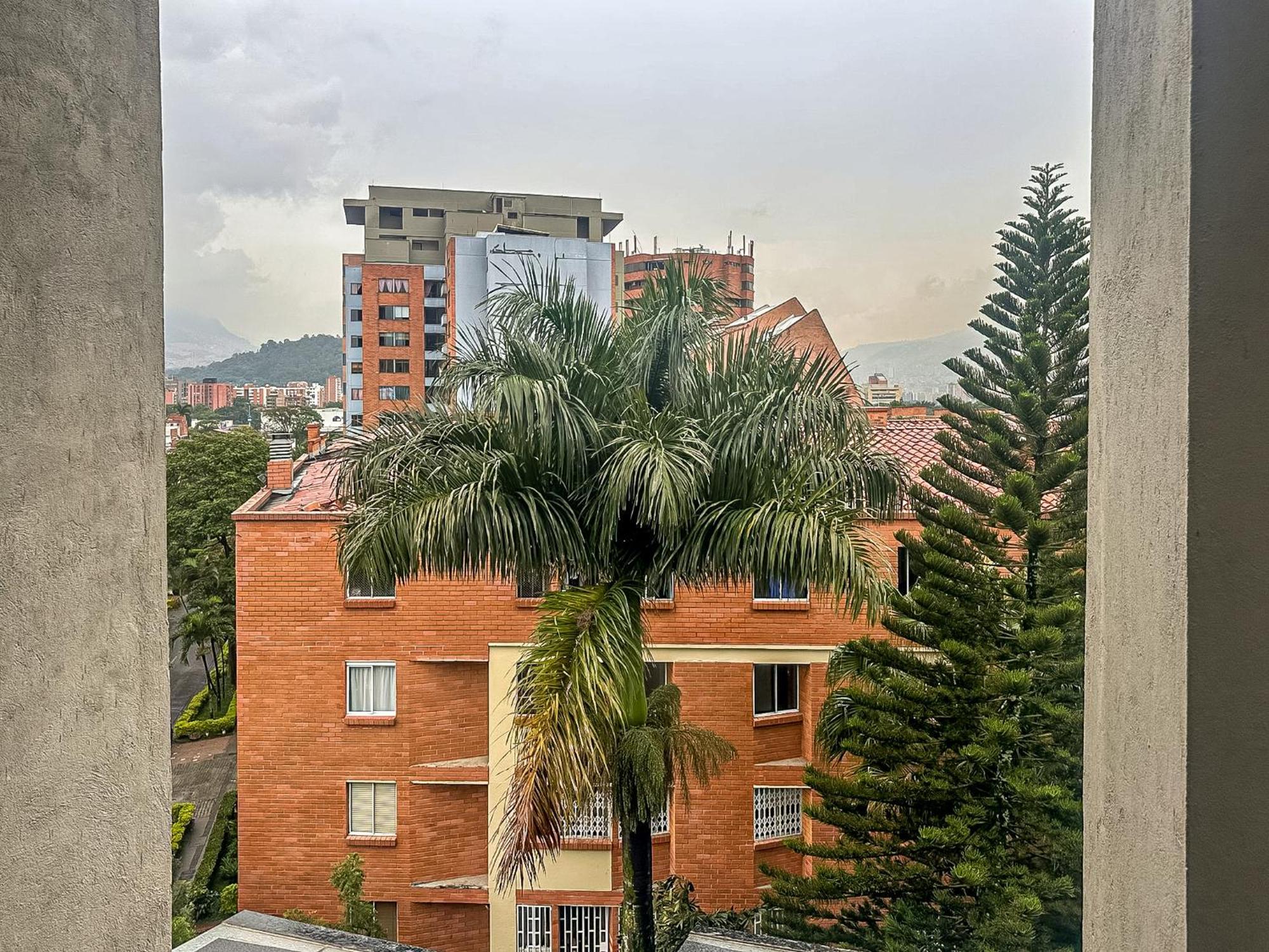 Edificio Atalanta En El Corazon De Apartamento Medellín