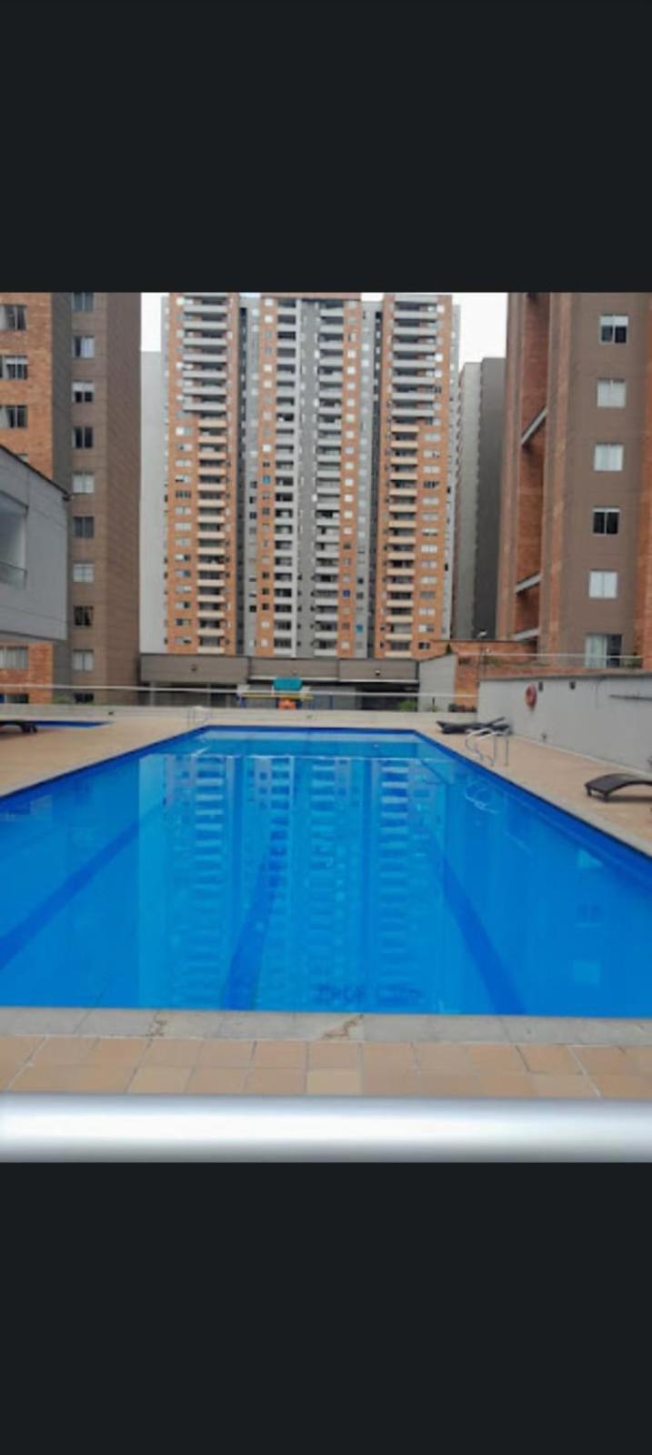Unico En * Medellín