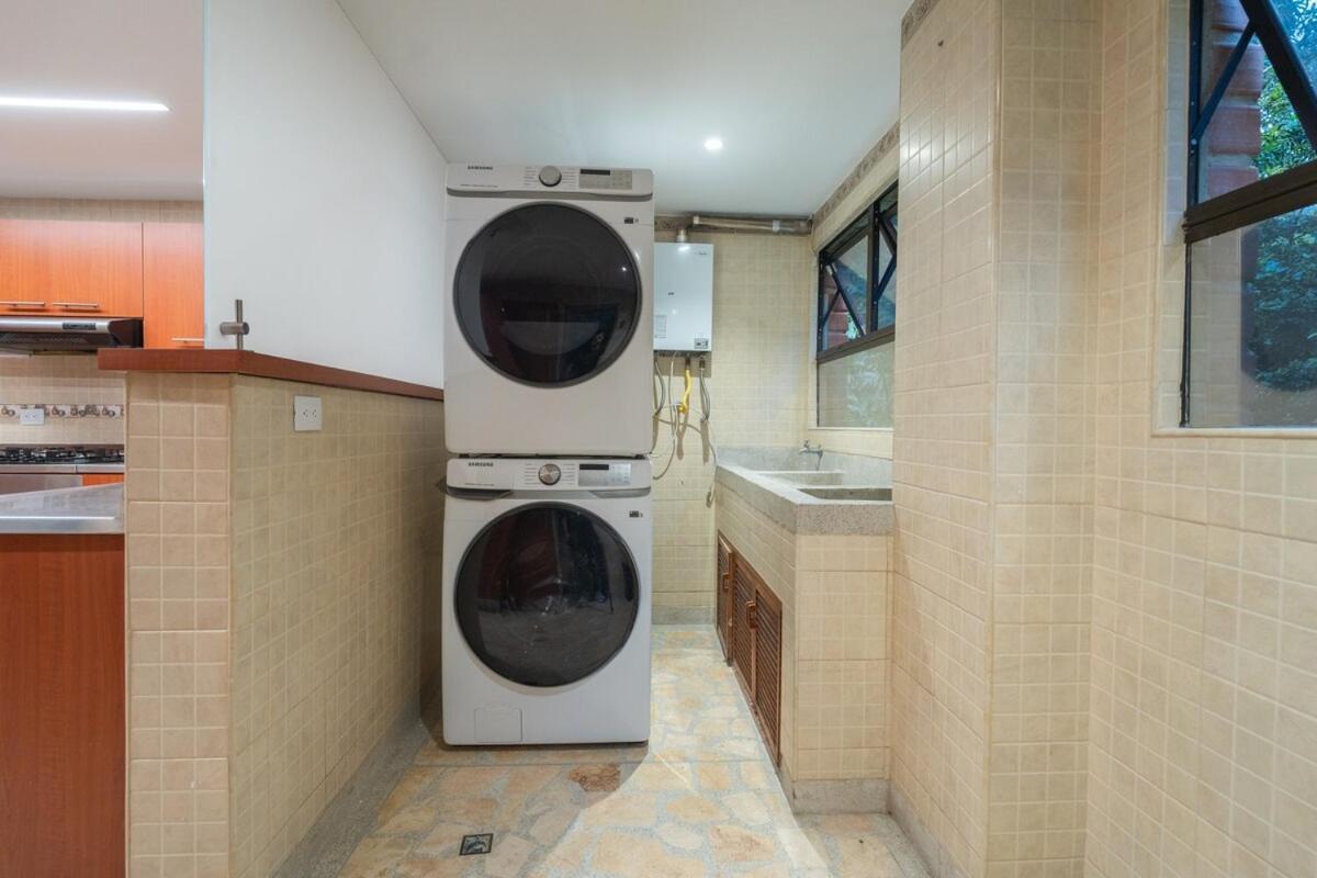 Provenza Lux L Guest Friendly L Fast Wifi L 9 Guest Apartamento