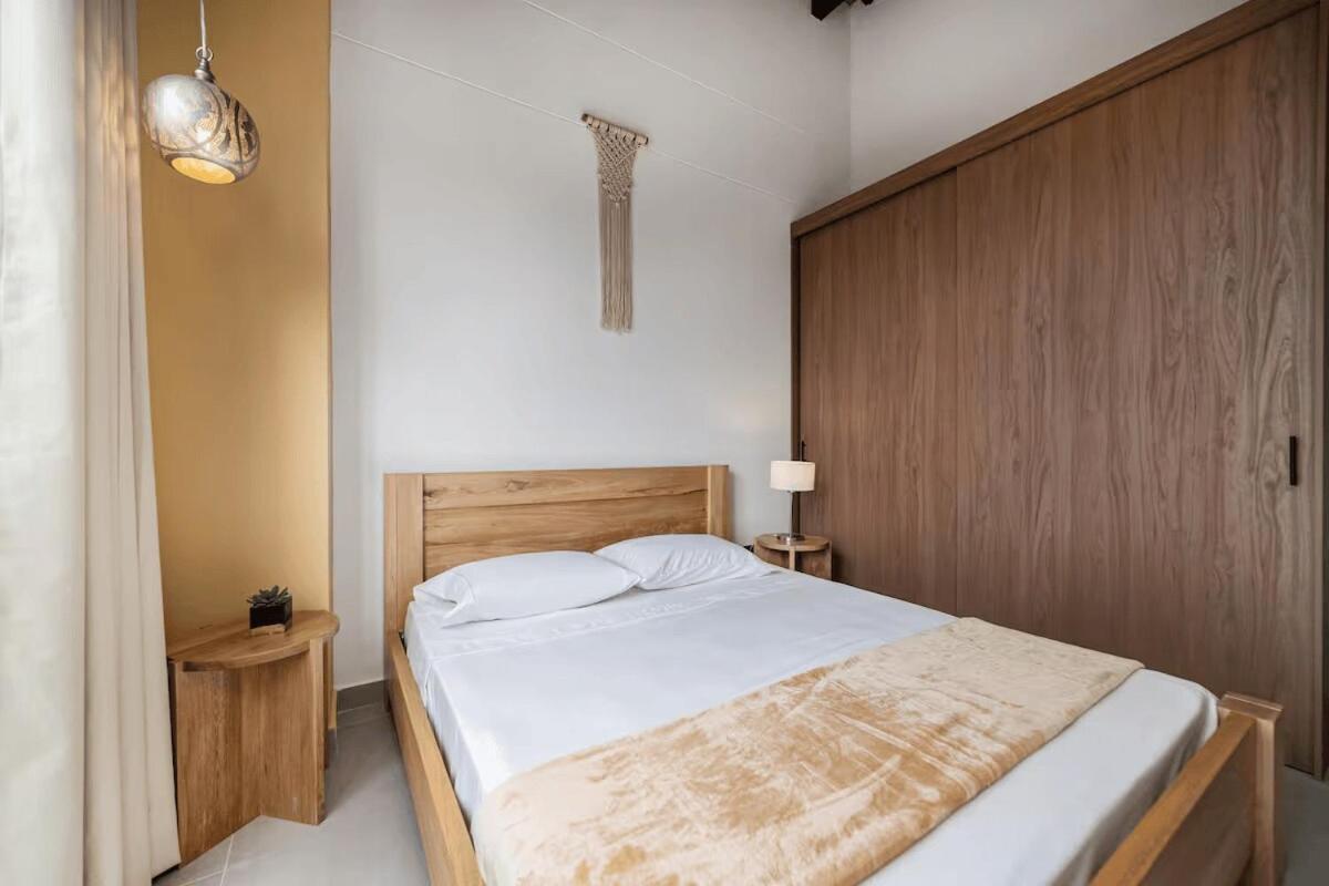 Apartamento Poblado, 5 Min To San Lucas Plaza, Free Parking 316
