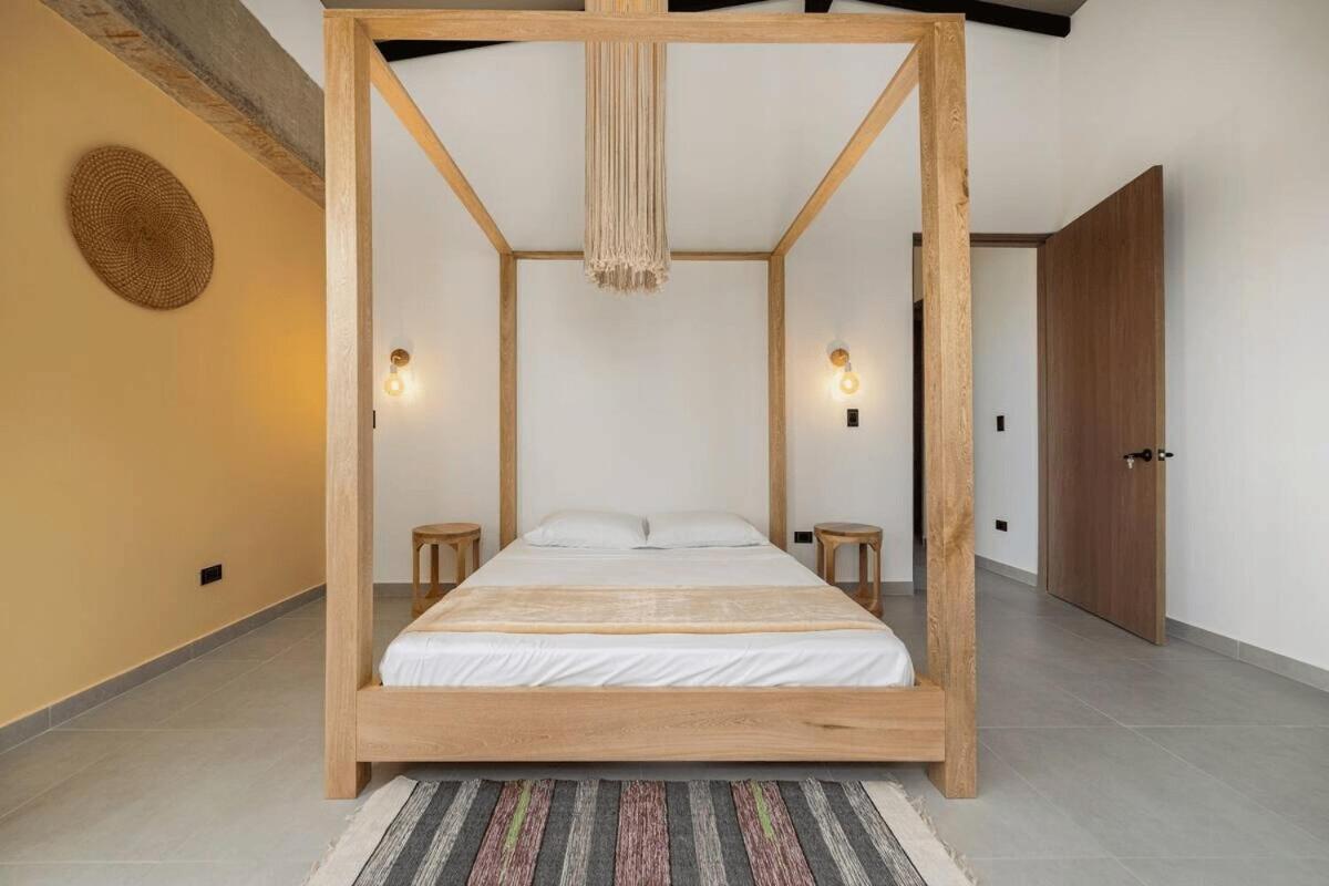 Poblado, 5 Min To San Lucas Plaza, Free Parking 316 *
