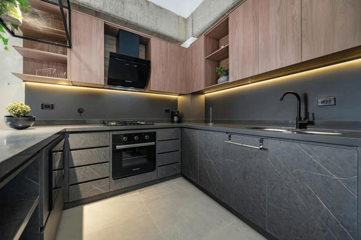 Poblado, 5 Min To San Lucas Plaza, Free Parking 316