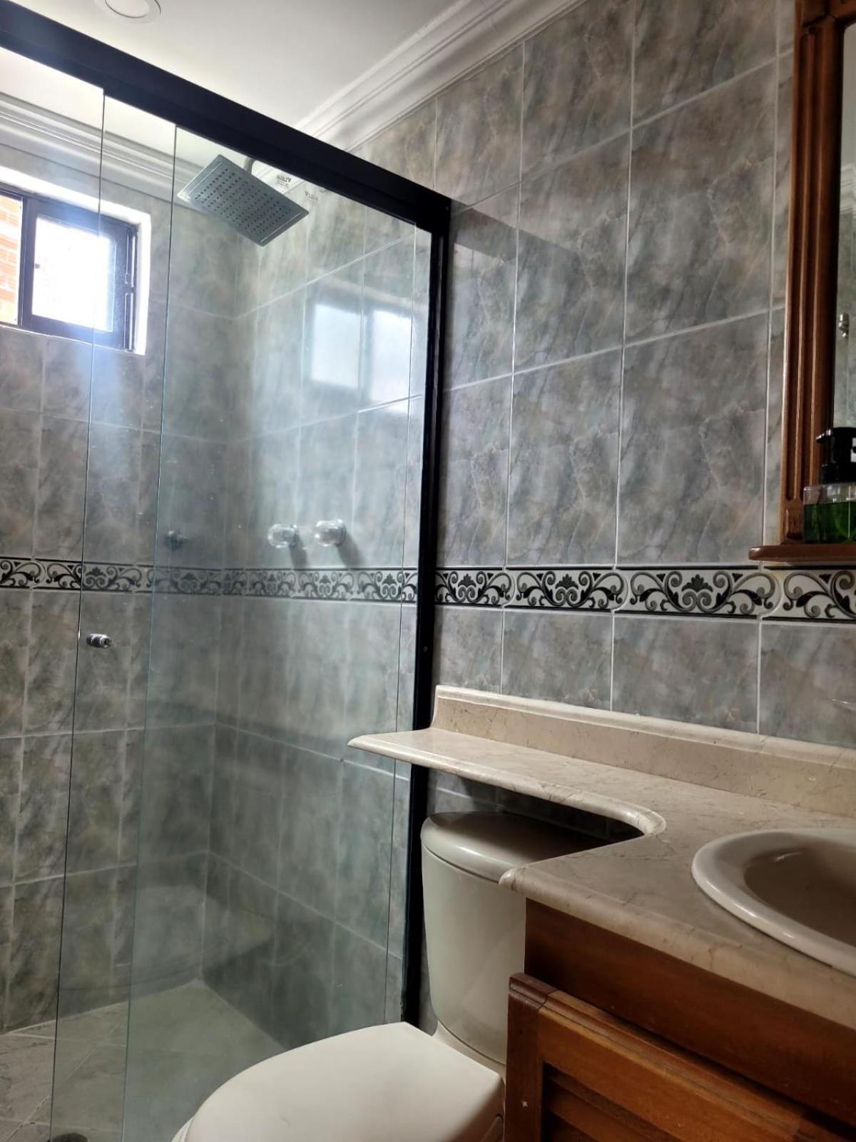 Multiple Con Bano Privado Medellín