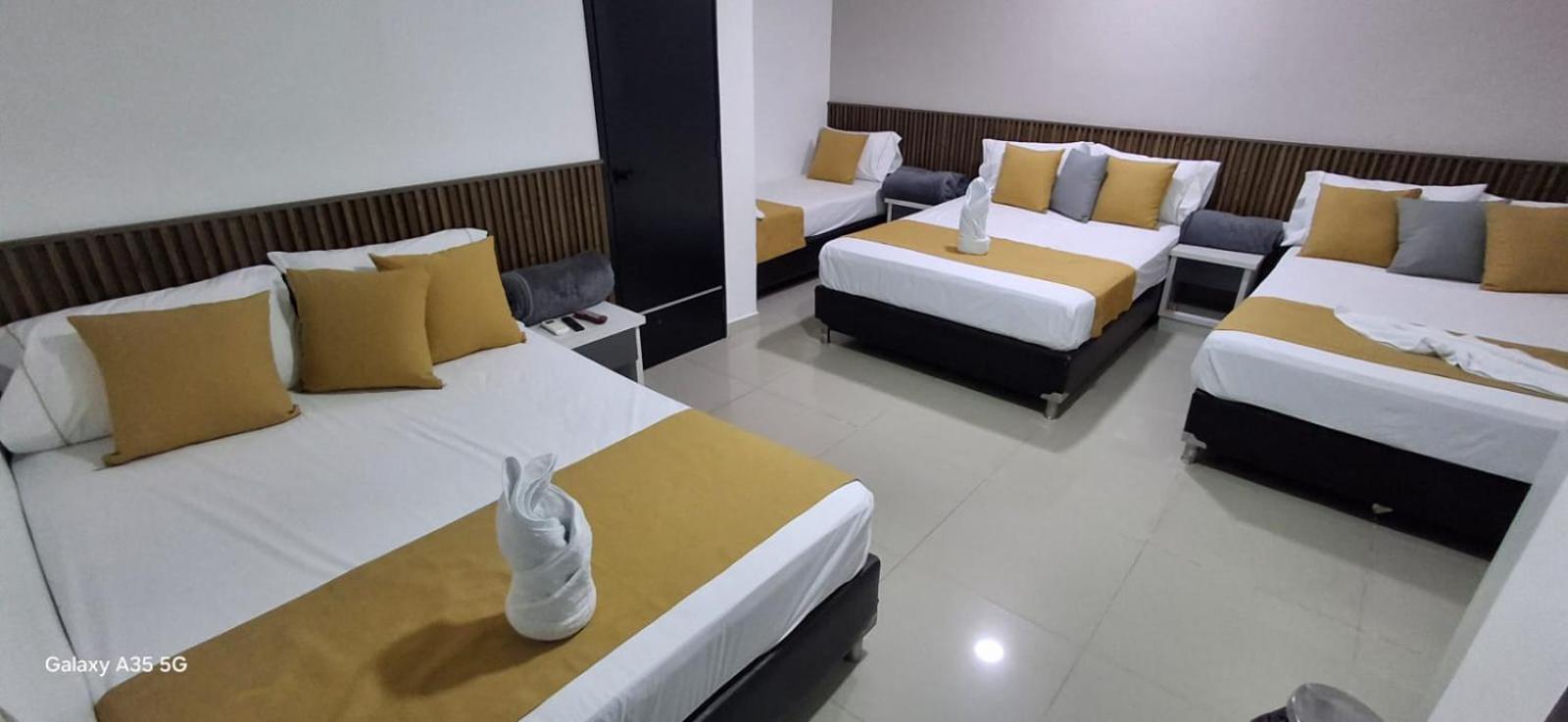 La Setenta Gold Hotel 3*