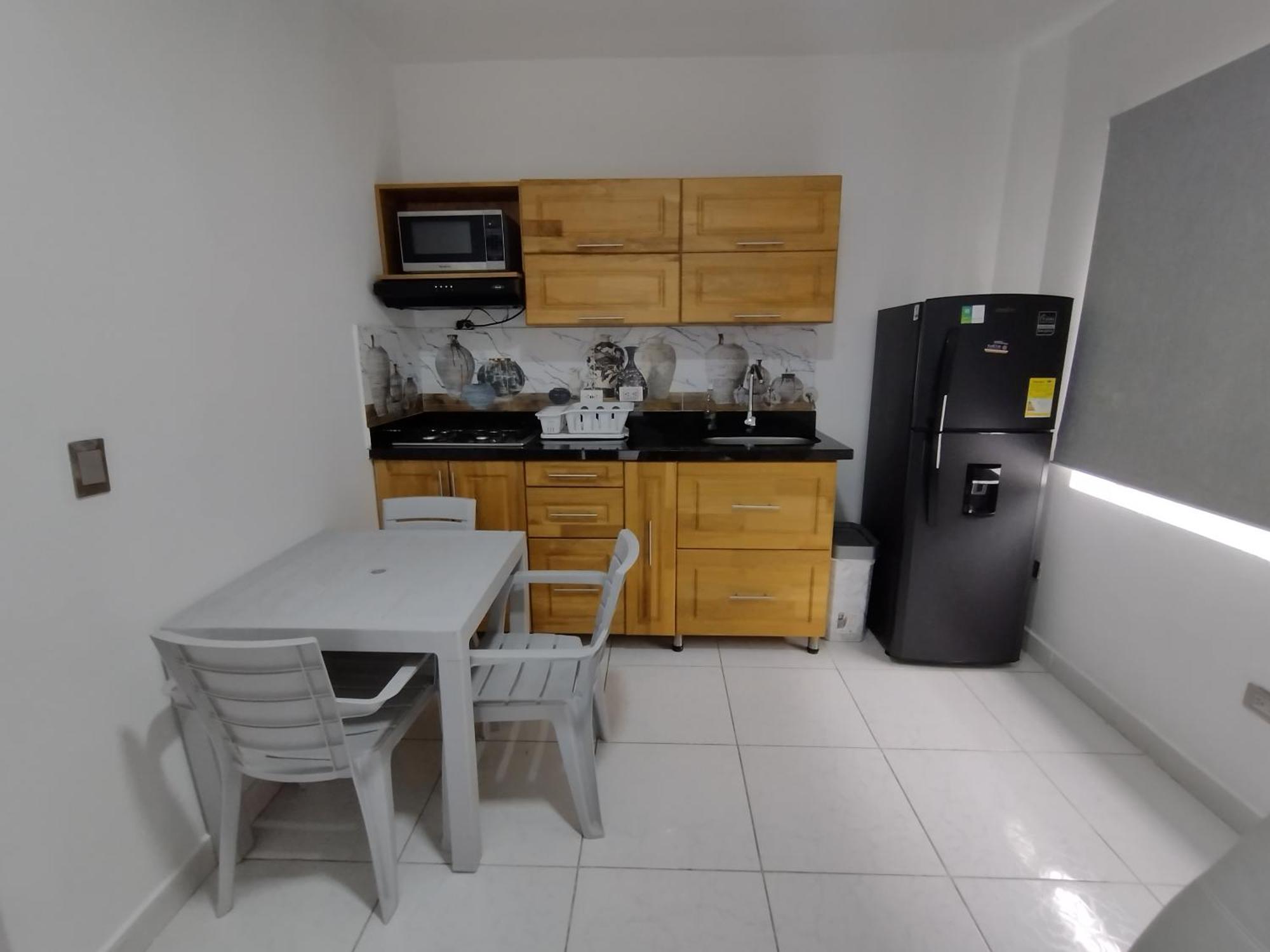 Apartamento Rentalsop An02 En Laureles, A Min Del Estadio, Cerca A Estacion Del Metro Medellín