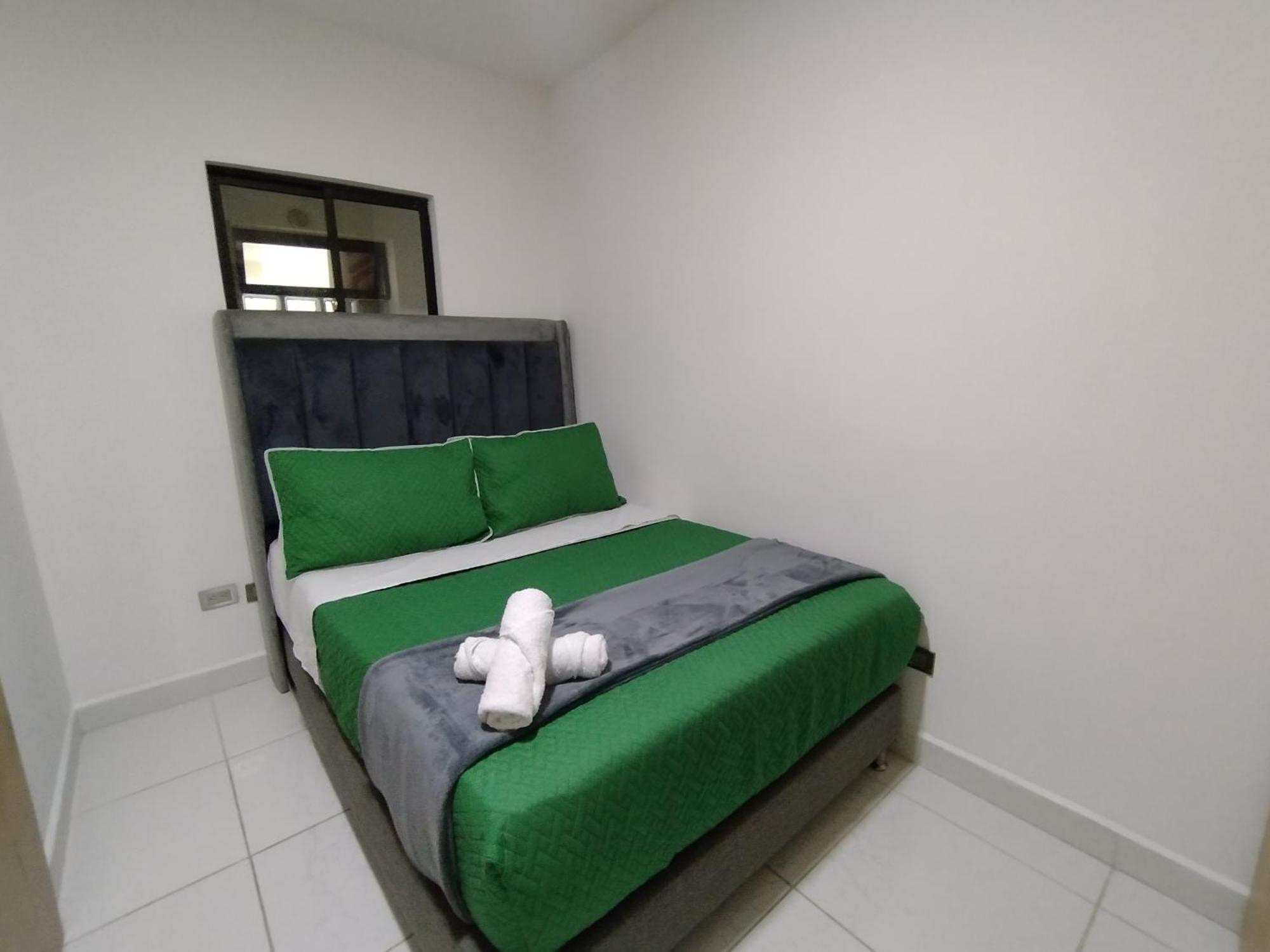 Apartamento Rentalsop An02 En Laureles, A Min Del Estadio, Cerca A Estacion Del Metro