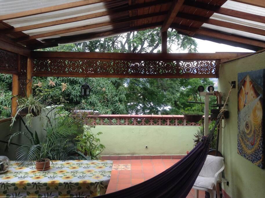 Apartamento-galeria De Arte Cielo Y Tierra Apartamento