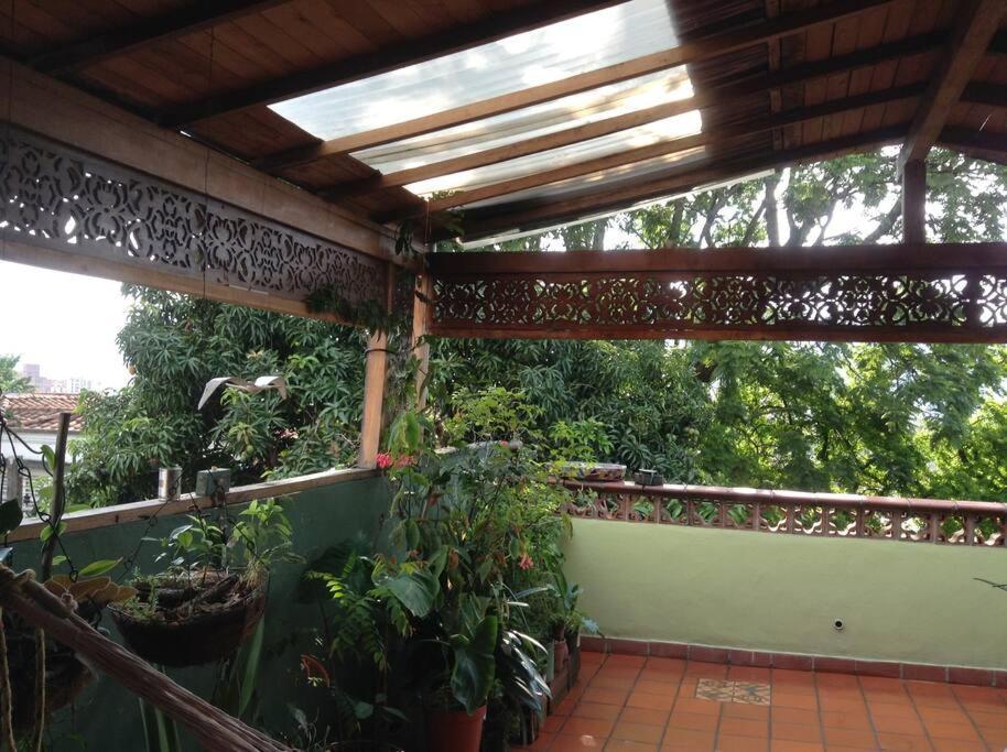 Apartamento-galeria De Arte Cielo Y Tierra Medellín