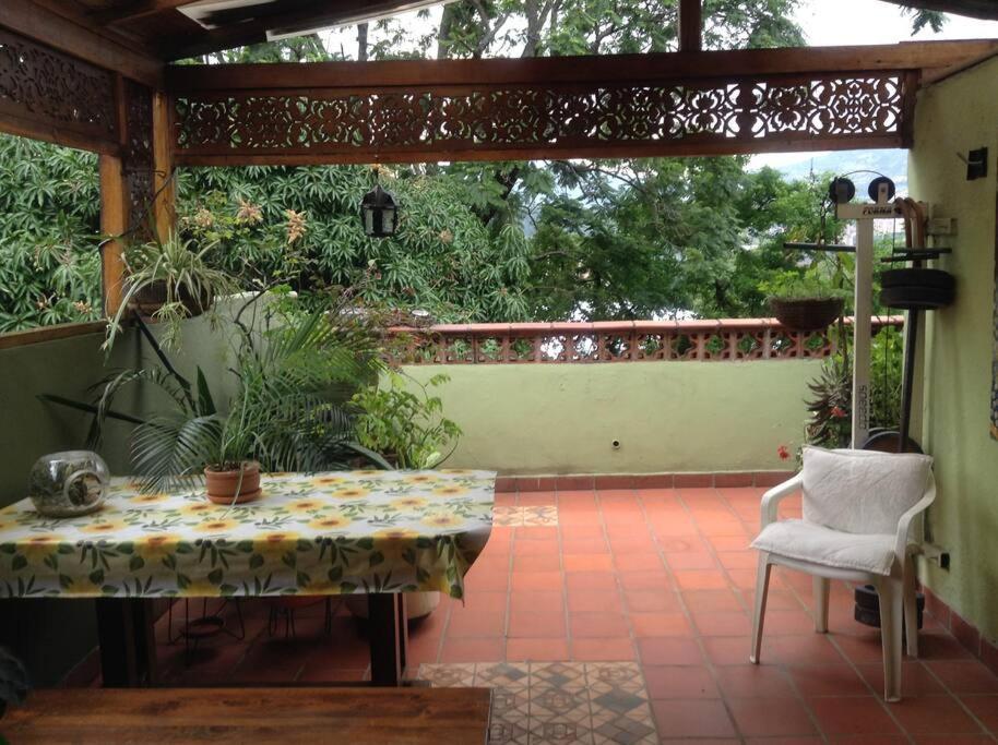Apartamento-galeria De Arte Cielo Y Tierra Apartamento