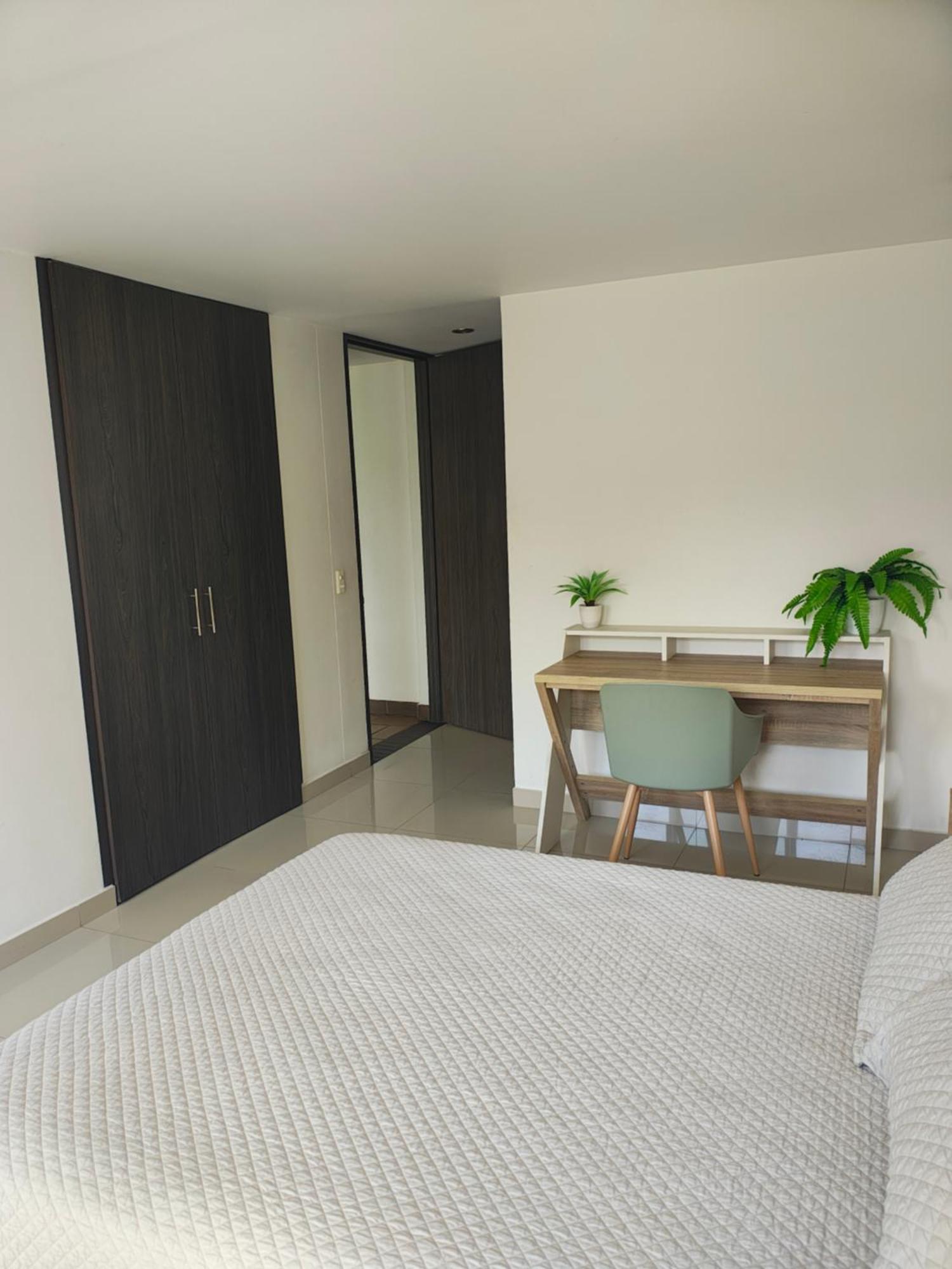 Apto 2 Zona Rosa Sector La 70 Estadio Apartamento *