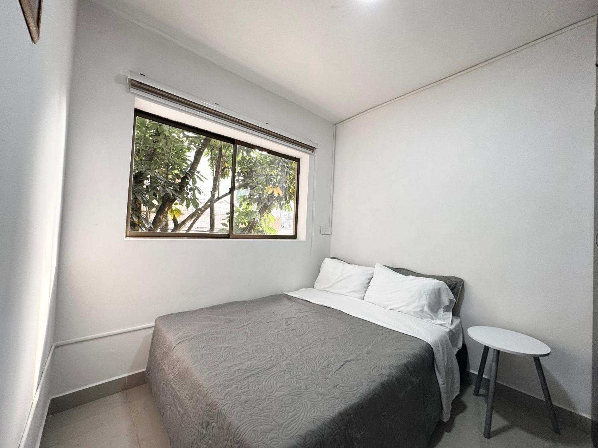 Apartamento El Poblado 4 Bedrooms 2 Bathrooms With Terrace *