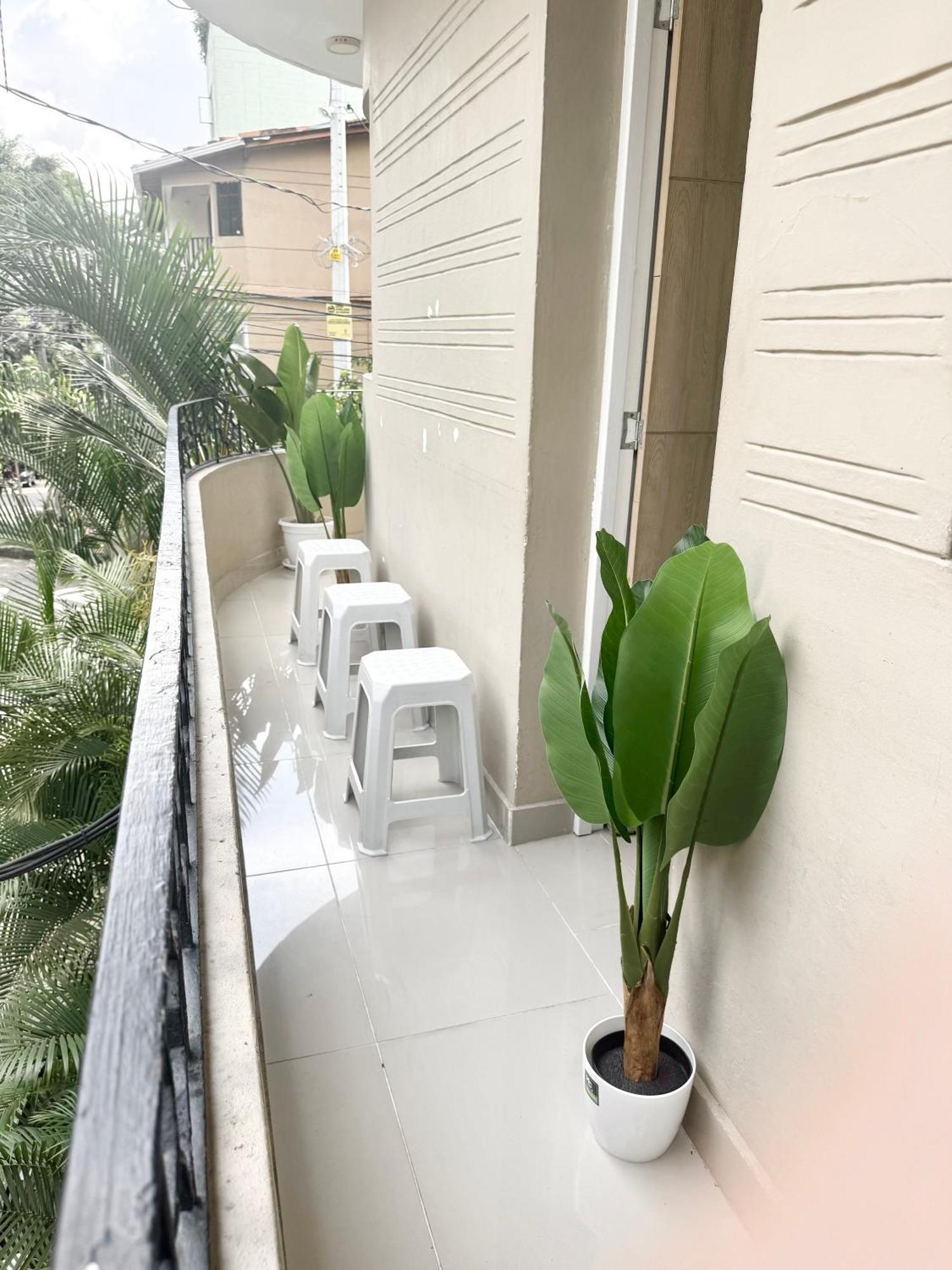 Apartamento El Poblado 4 Bedrooms 2 Bathrooms With Terrace