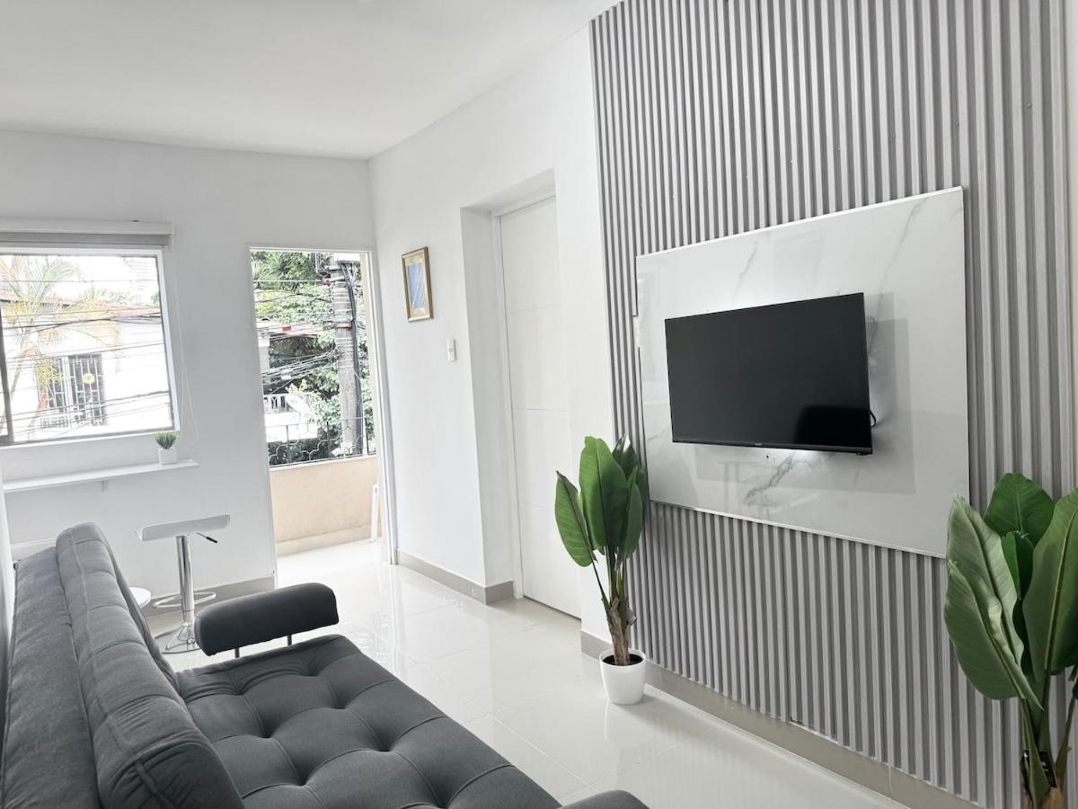 Apartamento El Poblado 4 Bedrooms 2 Bathrooms With Terrace Medellín