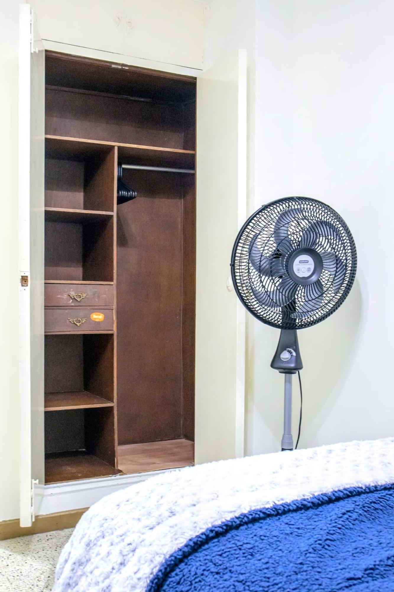 Apartamento En Medellin- Laureles