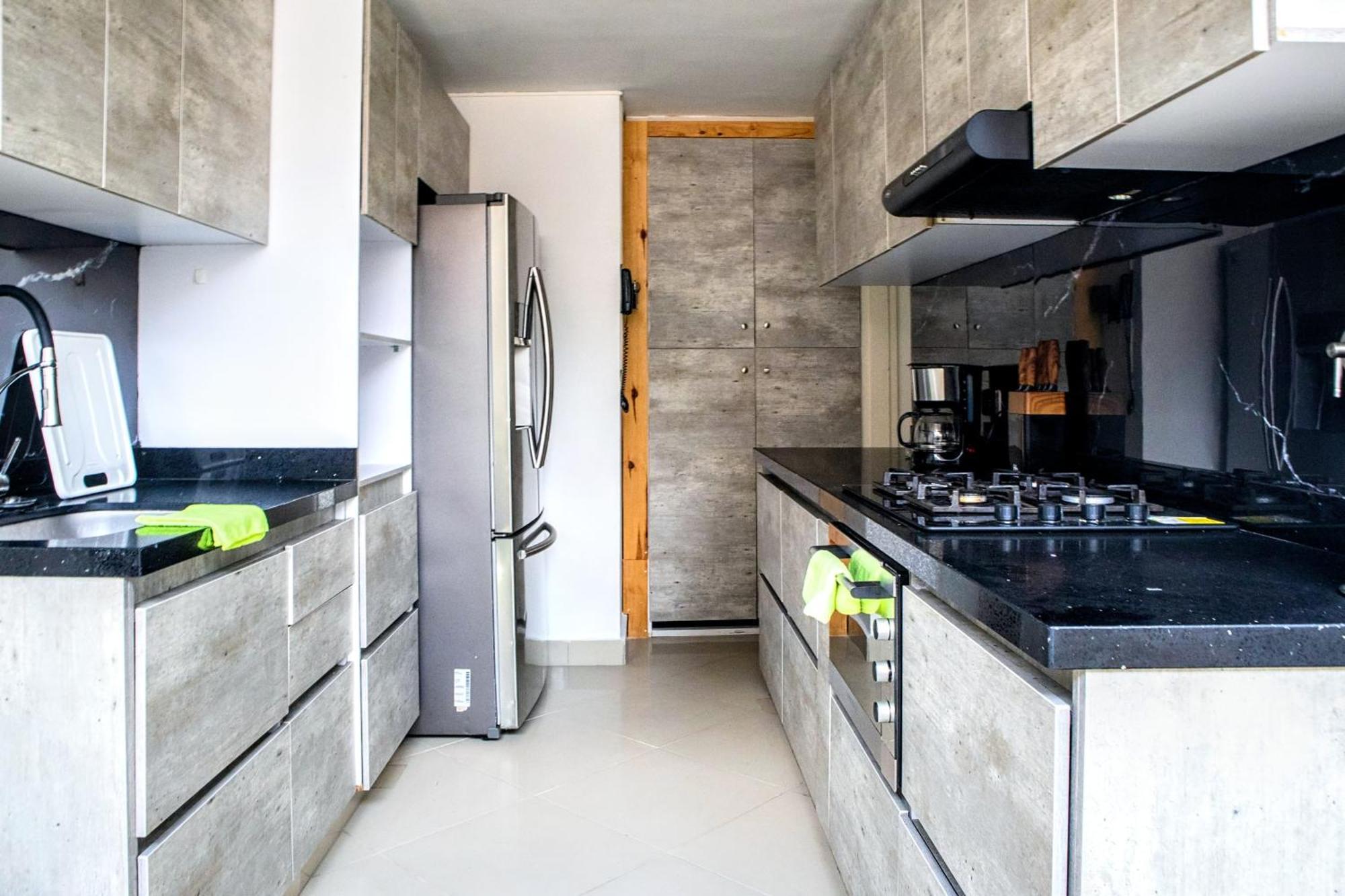 Apartamento En Medellin- Laureles