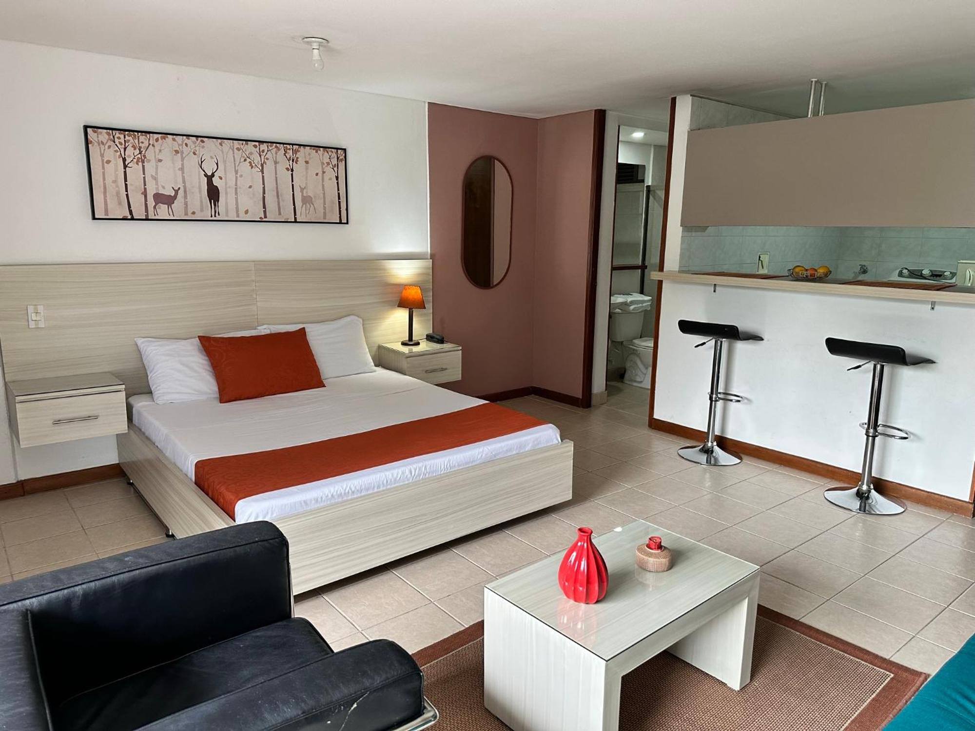Amoblados Poblado Patio Bonito Apartamento