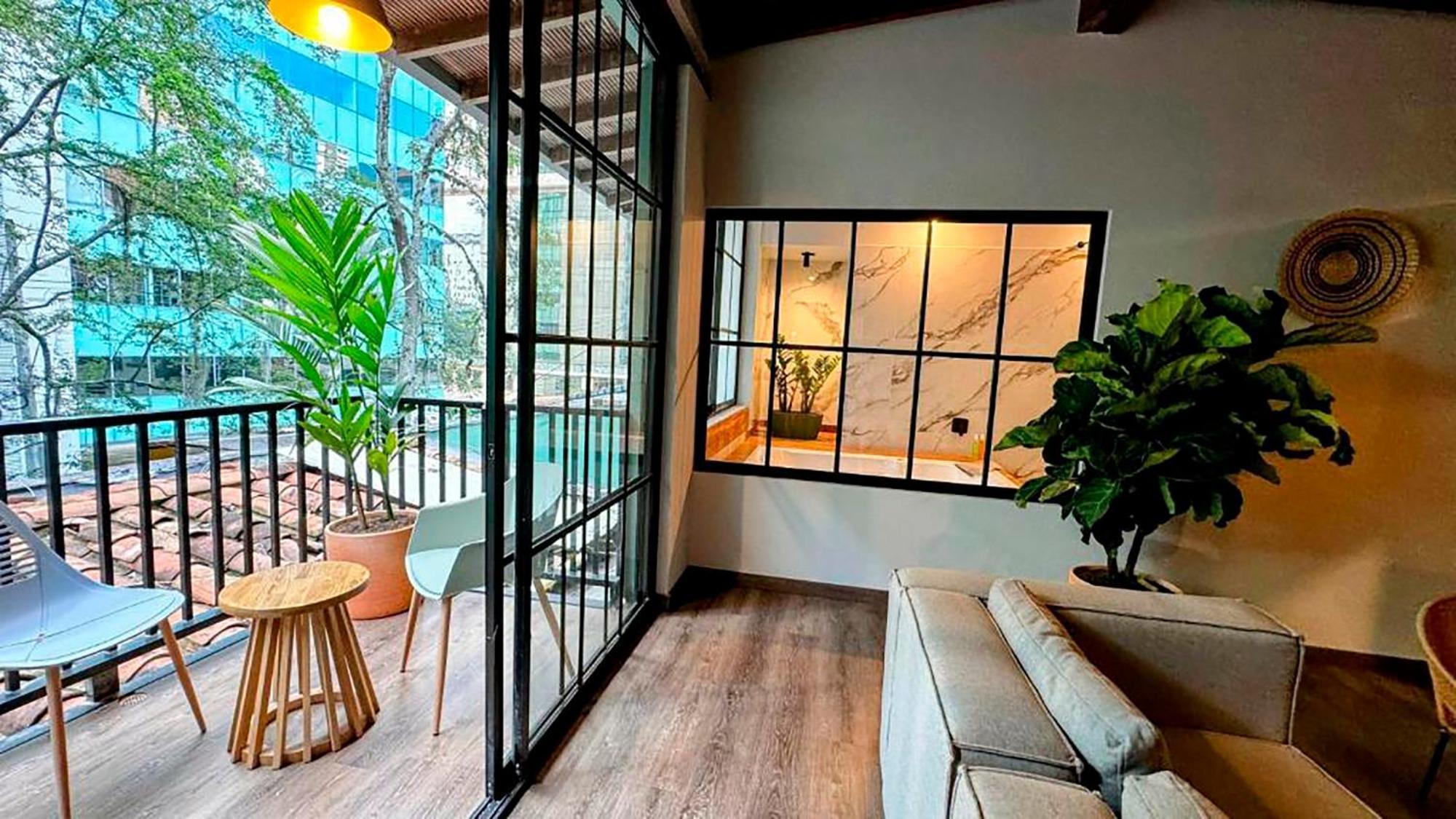 Apartamento Milla De Oro Familiar Deluxe Con Jacuzzi Poblado