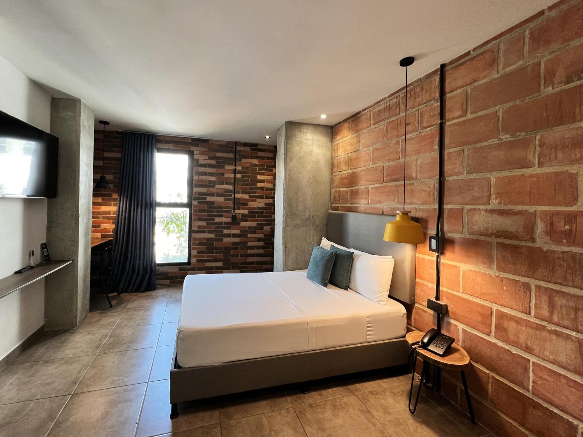 Apartahotel Con Piscina