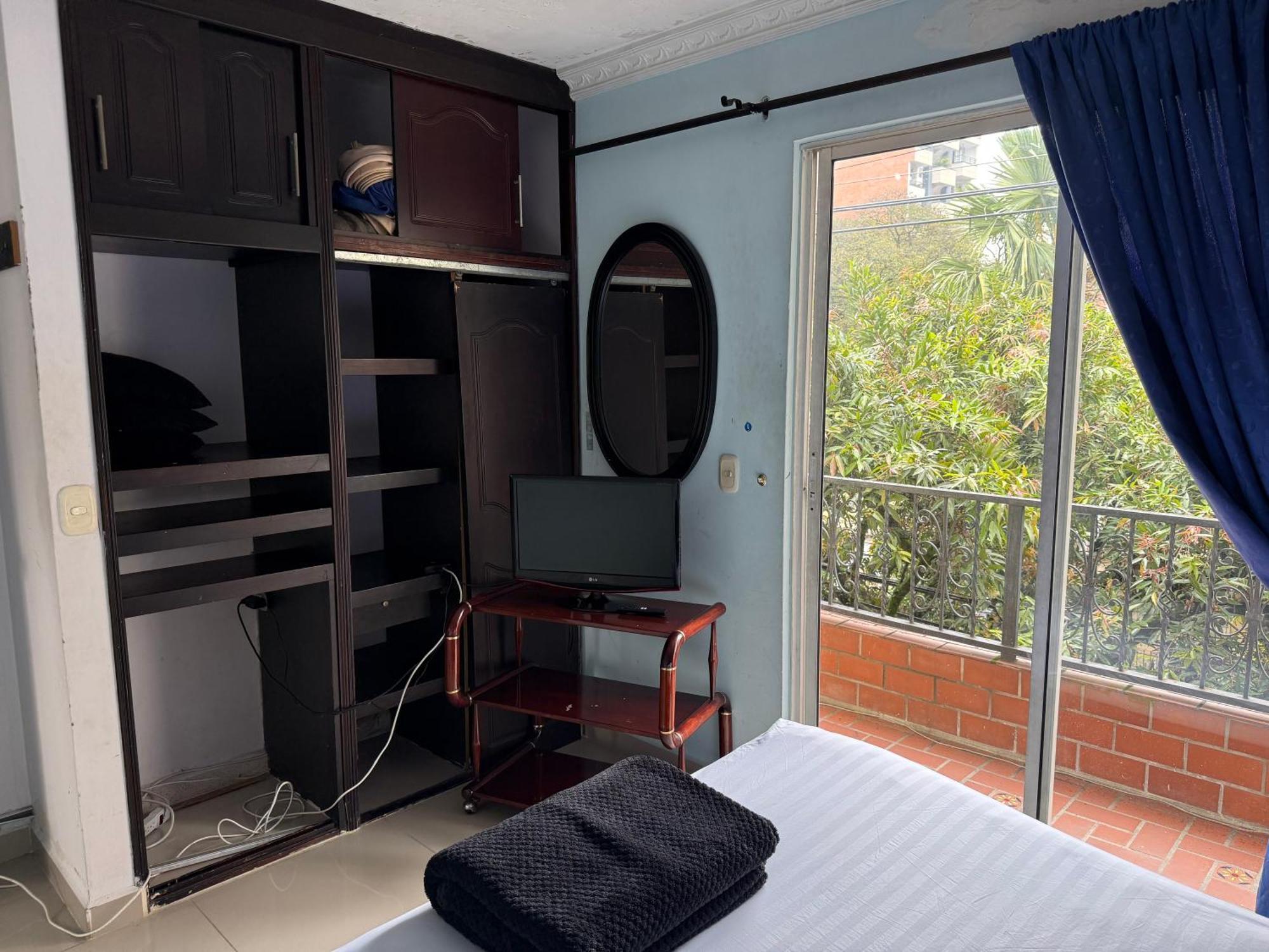 Hermosa Casa Muy Amplia En Excelente Sector Medellin
