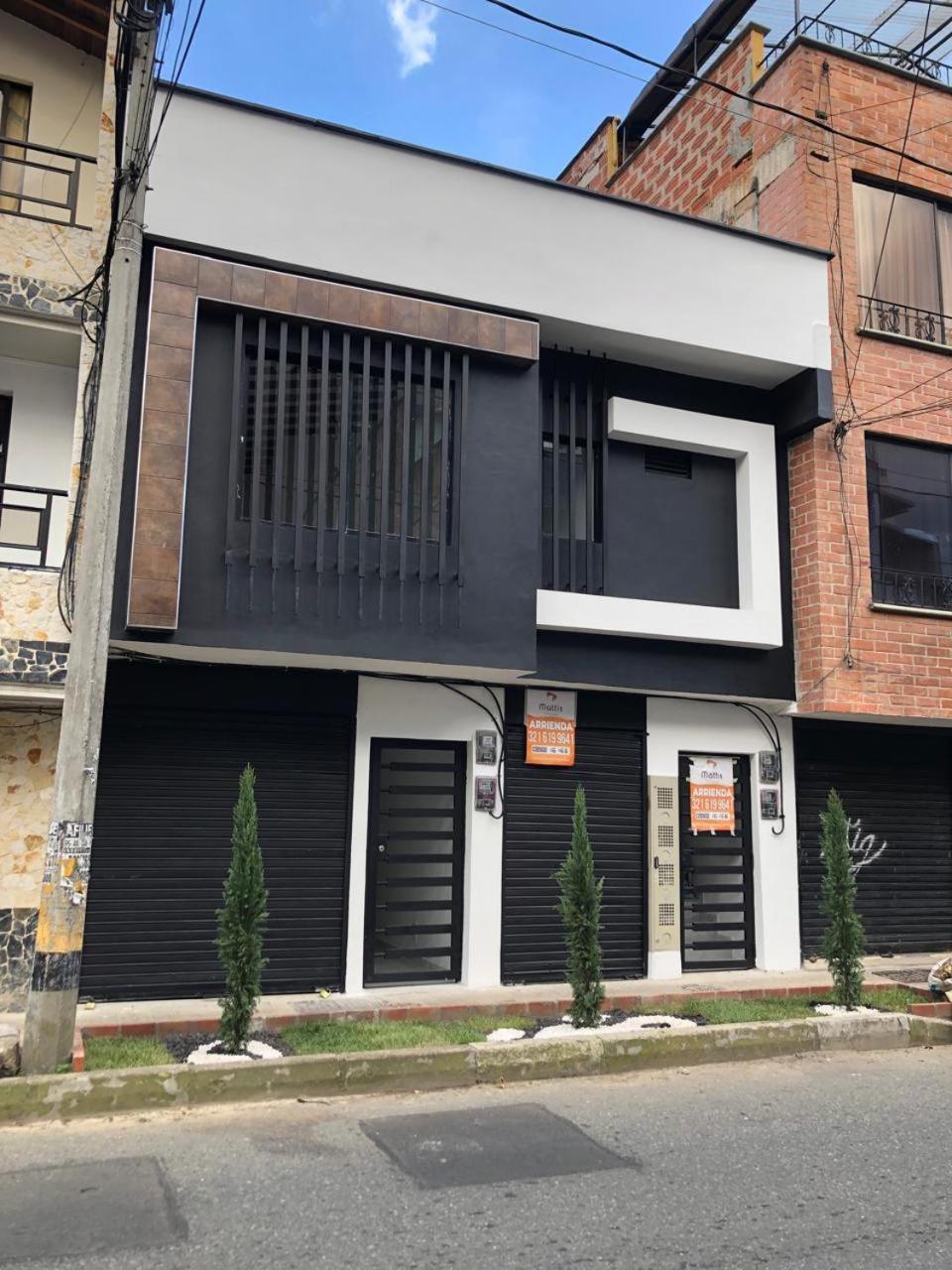 105- Casa Bendita * Medellín