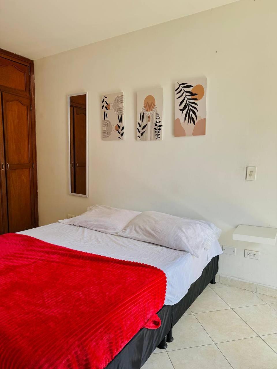 Espectacular Sector Laureles Estadio 3 Hasta 7 Personas Apartamento *