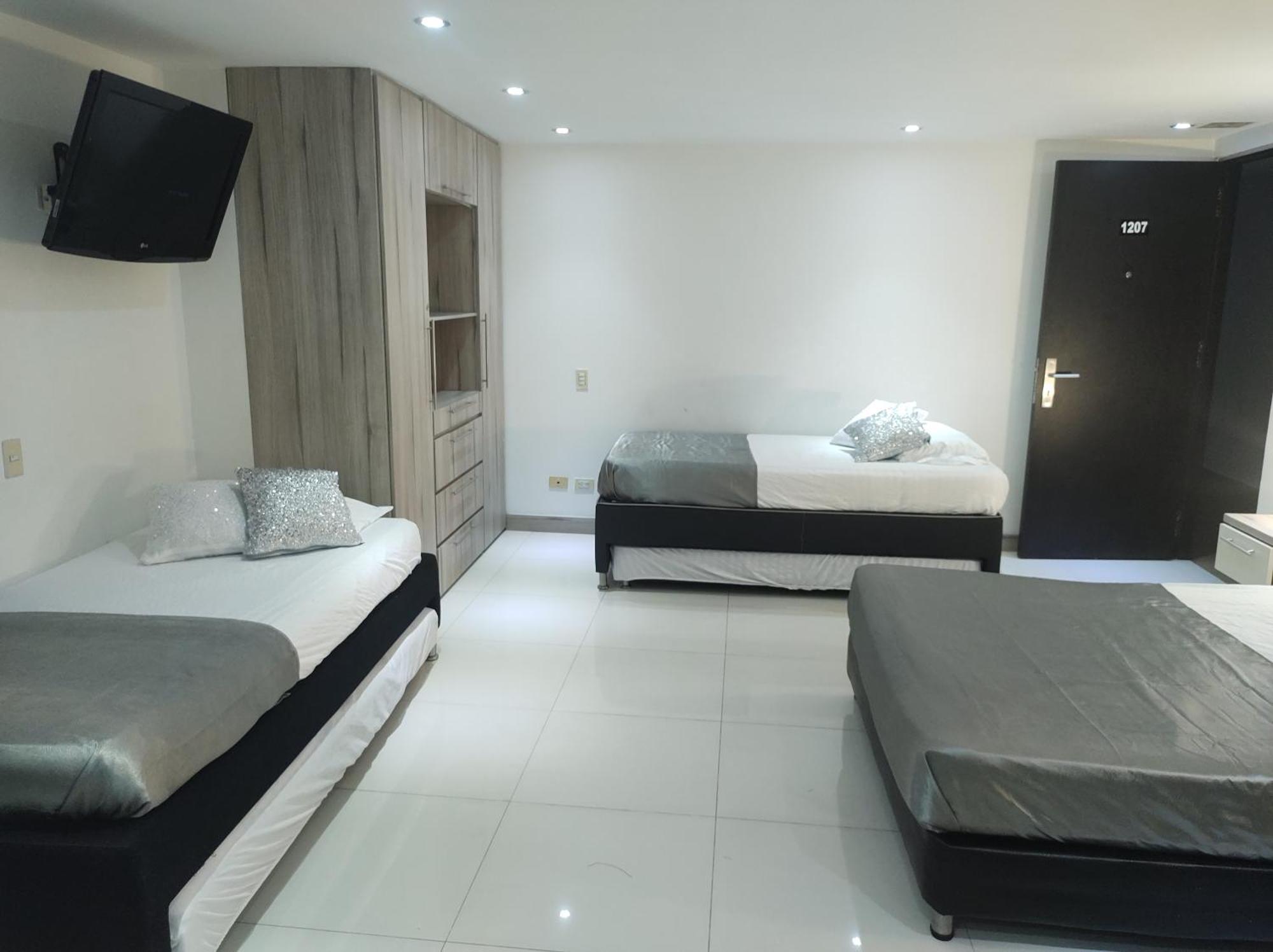 El Poblado 1 A 5 Huespedes Cerca Club Campestre Apartment Medellin