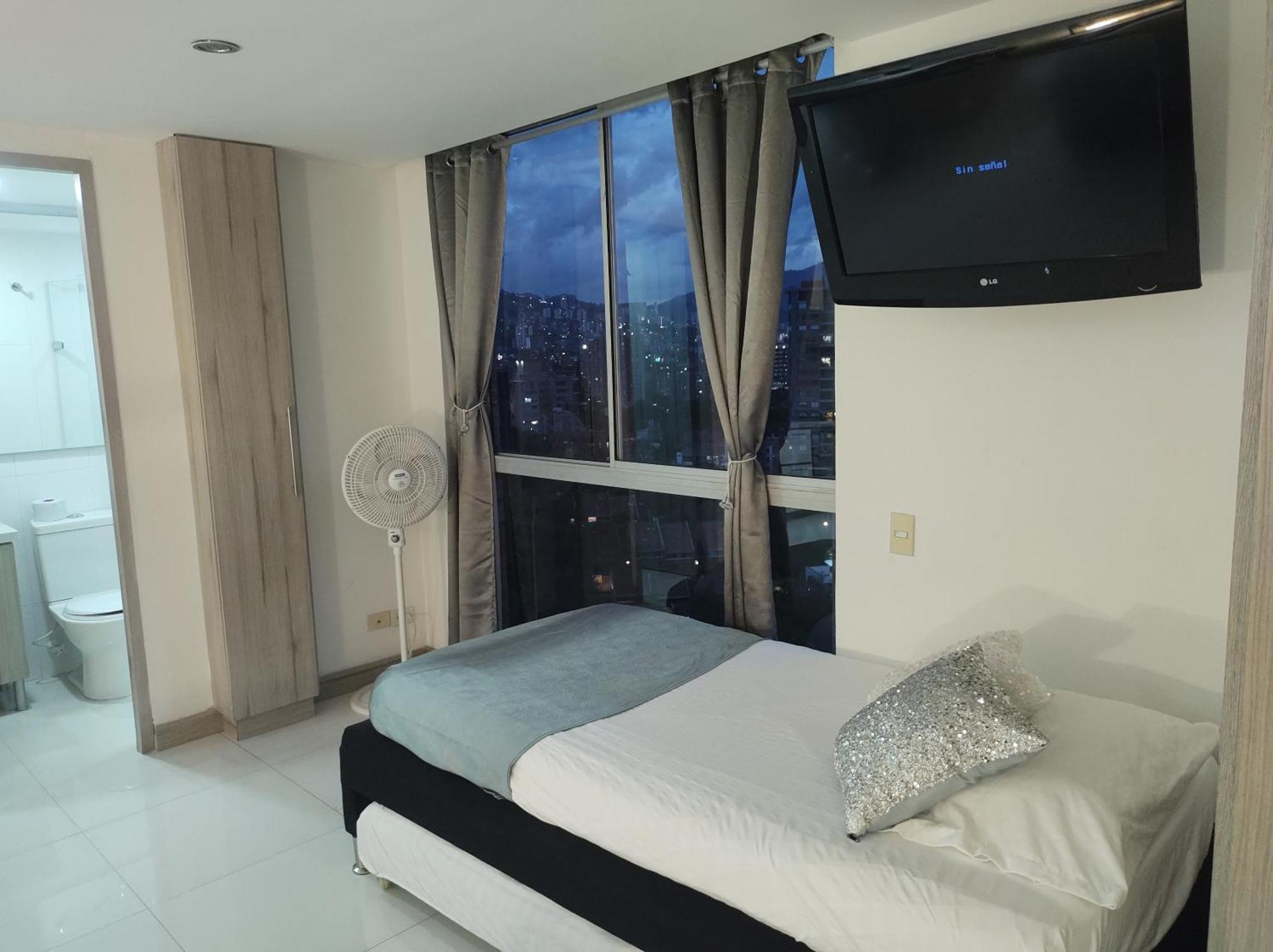 El Poblado 1 A 5 Huespedes Cerca Club Campestre *