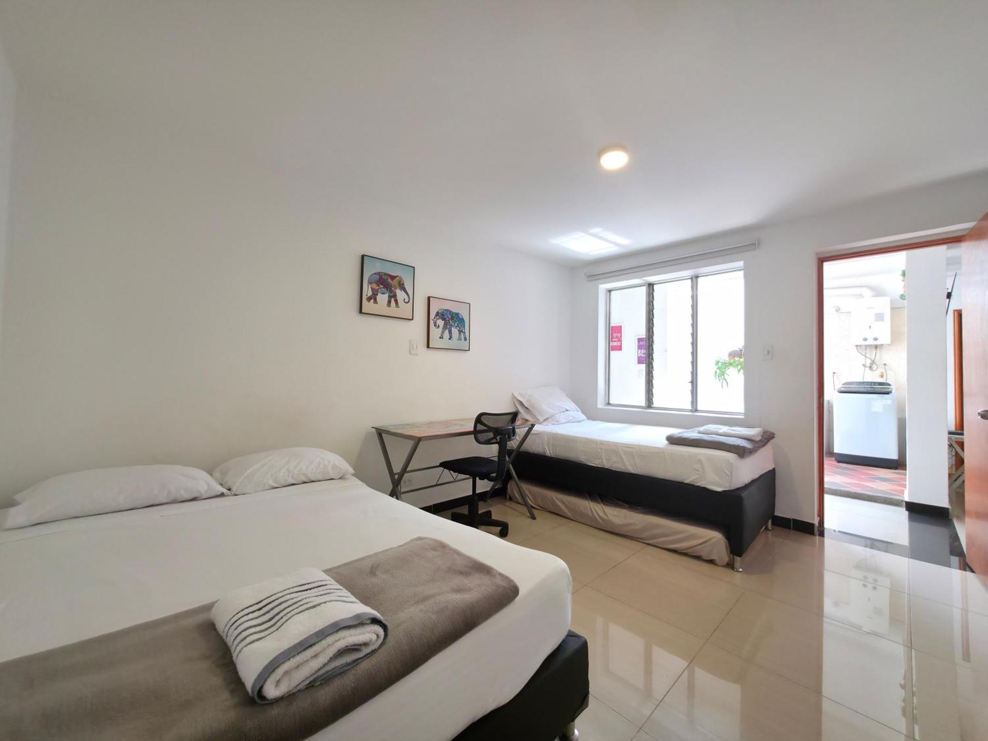 Apartamento Casa Amplia Y Comoda Cerca Del Estadio Y La 70 *