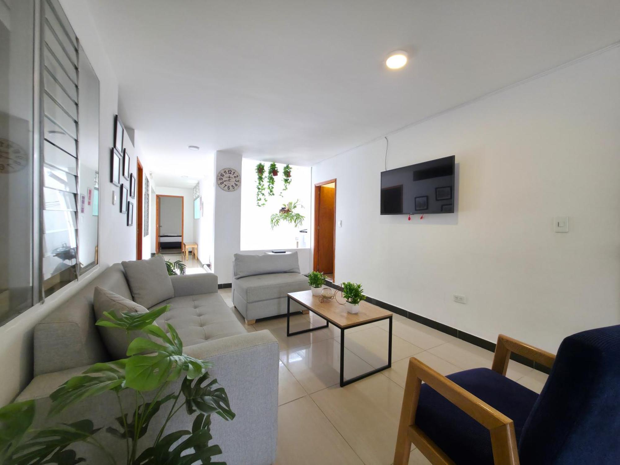 Casa Amplia Y Comoda Cerca Del Estadio Y La 70 Apartamento *