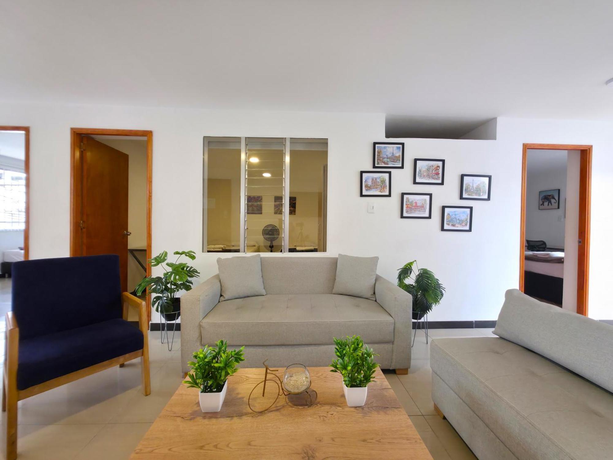 Casa Amplia Y Comoda Cerca Del Estadio Y La 70