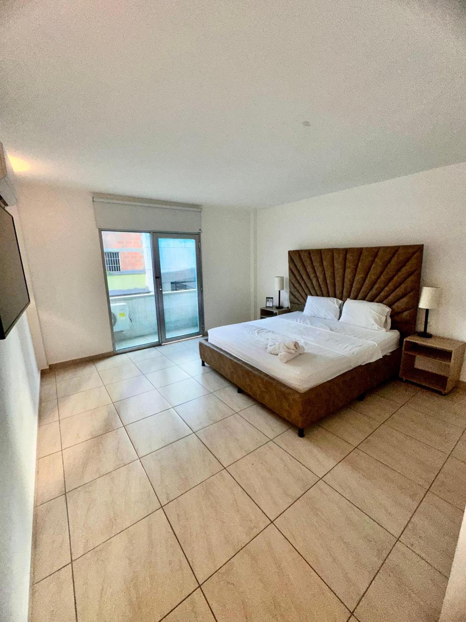 Hospedaje,centro, Medellin,only,adults,turismocolombia-fit Hotel Medellin