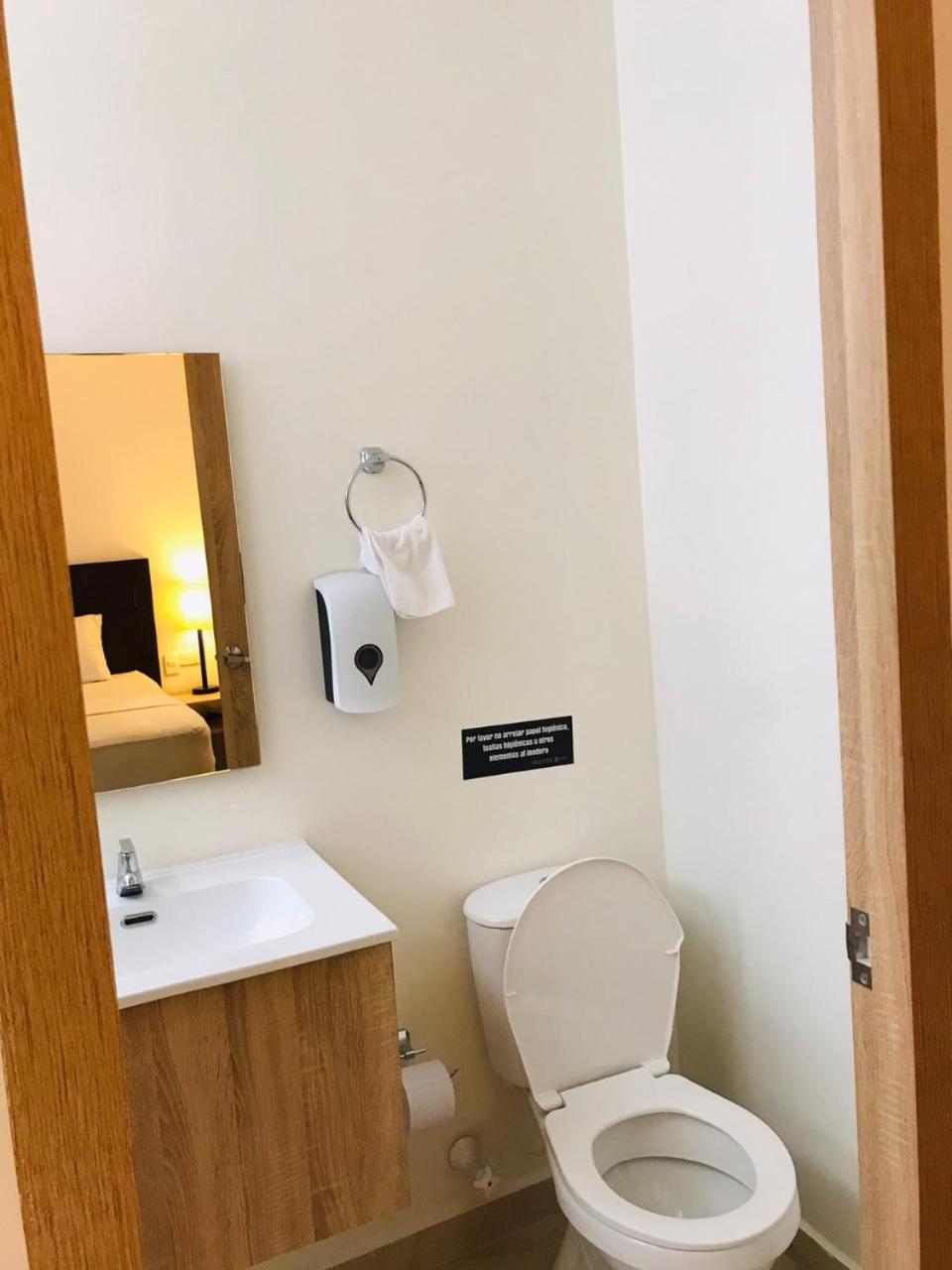 Hospedaje,centro, Medellin,only,adults,turismocolombia-fit 3* Medellin