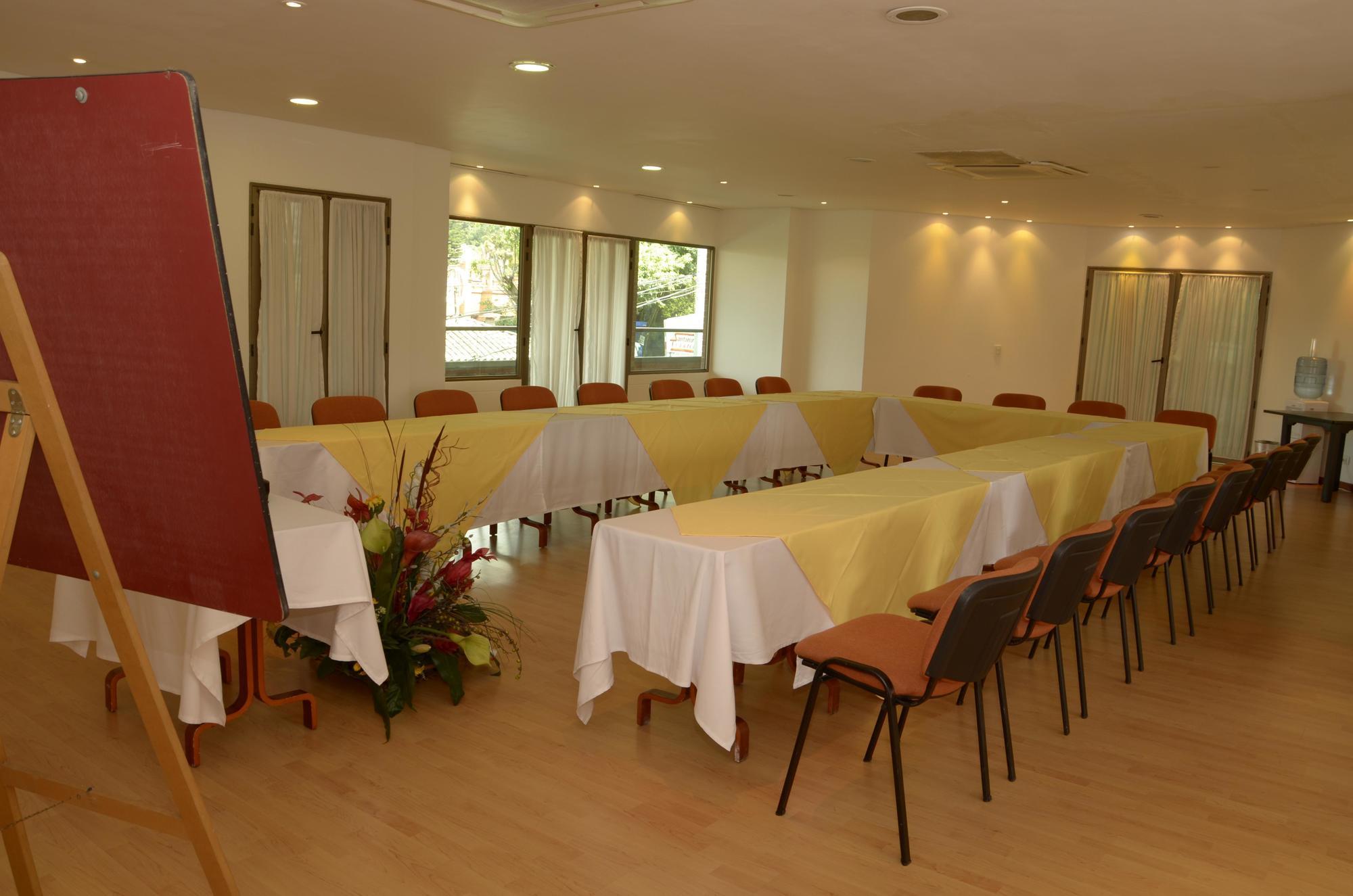 Hotel Casa Victoria 4*