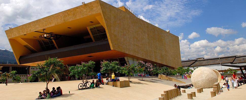 U De Antioquia * Medellín