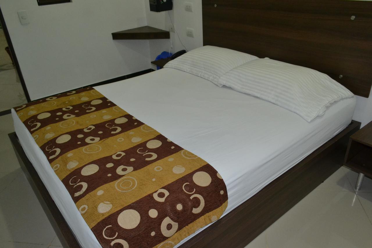 Punto Dos Suites Hotel económico 3*