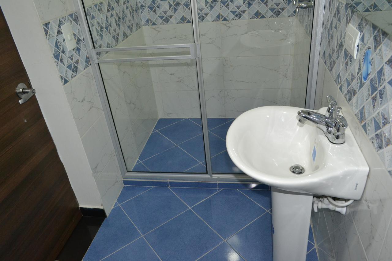 Punto Dos Suites Hotel económico 3*