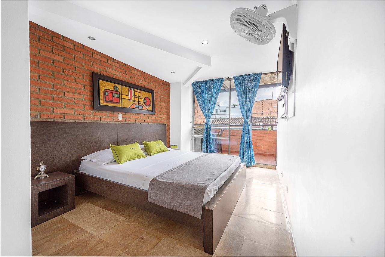 Hotel Ayenda 1212 Parque Laureles 3*