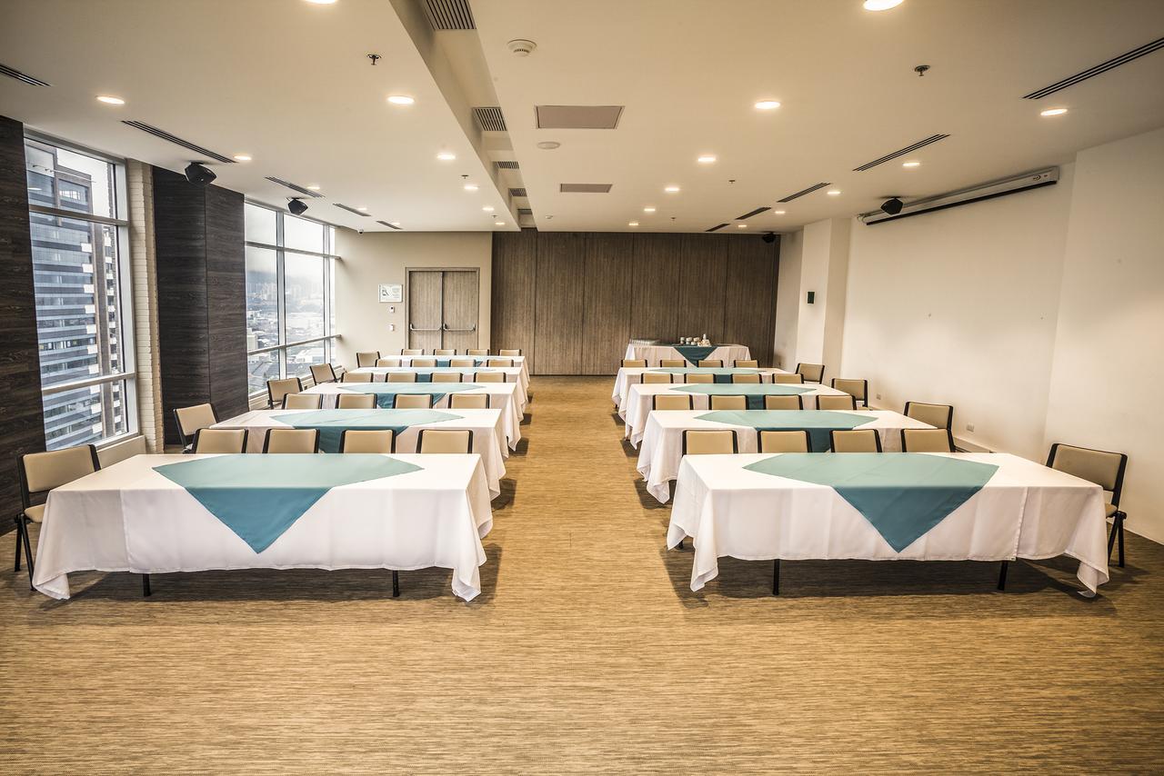 Viaggio Medellín Grand Select Medellín