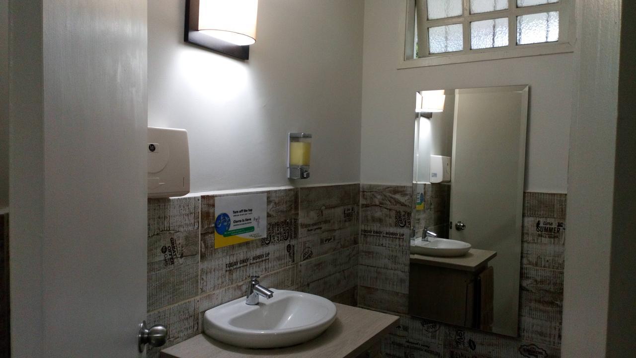 Hostal Macondo *