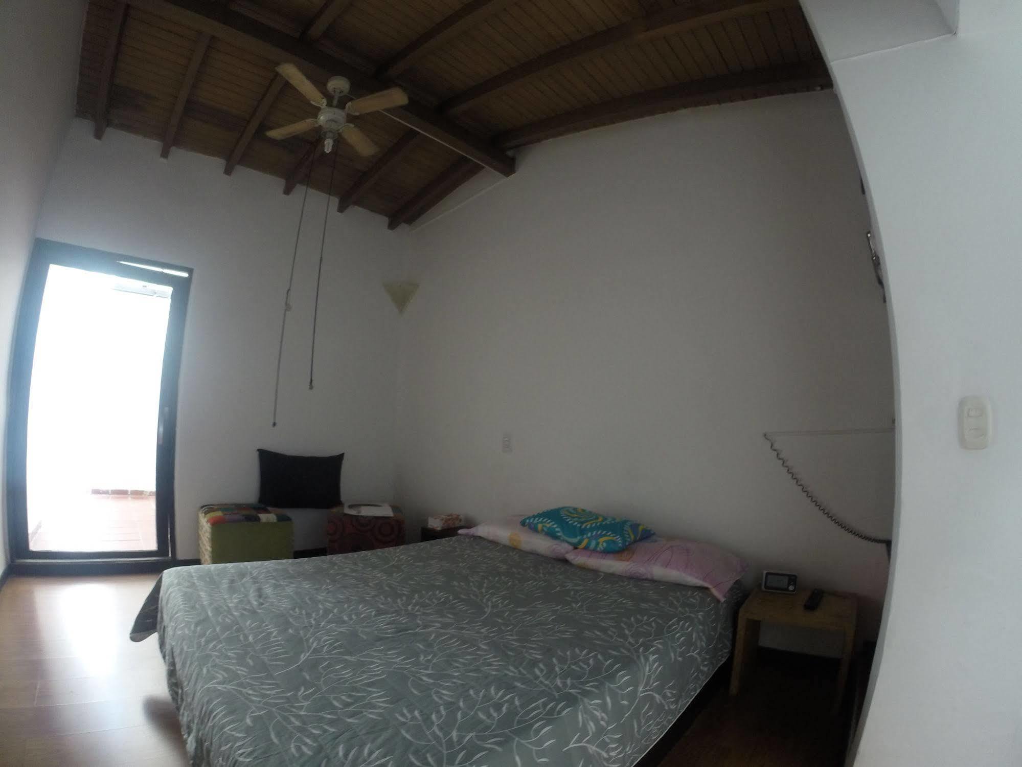 Hotel Ayenda 1224 Pixel House (adults Only) 2*