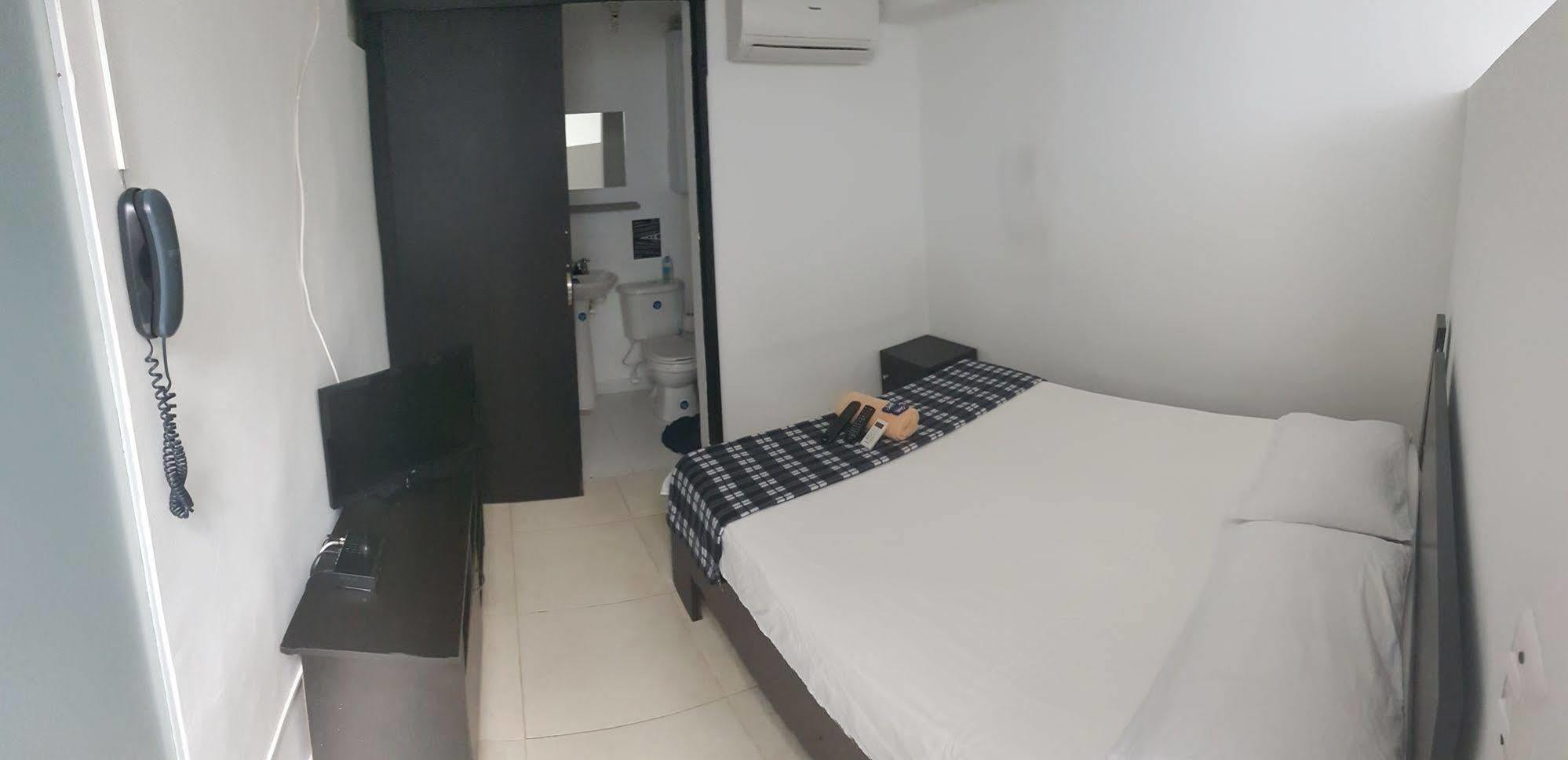 Ayenda 1224 Pixel House (adults Only) Hotel 2*