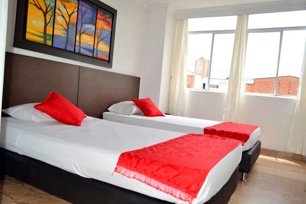 Hotel Ayenda Casa Blanca Laureles 3*